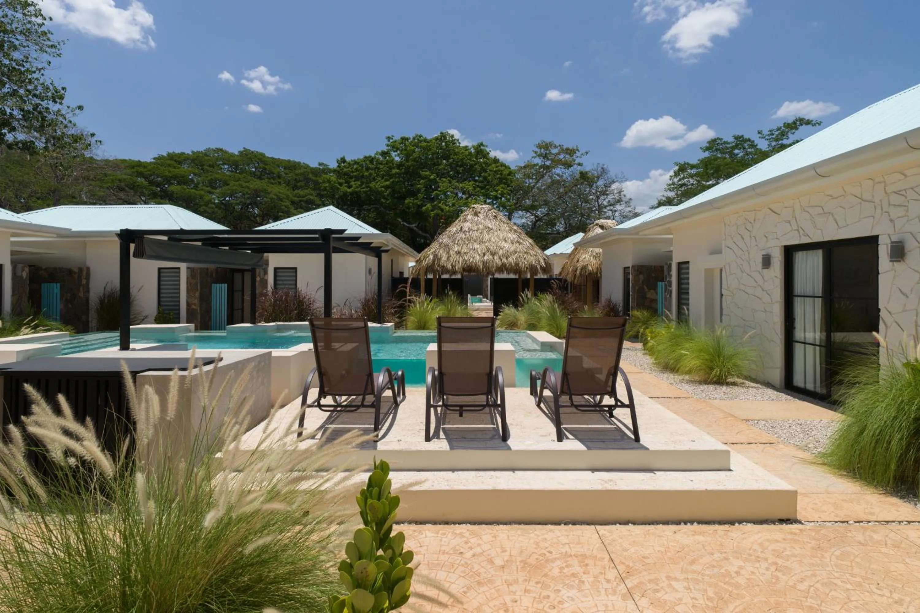 Swimming pool in Villas VR Beachwalk Avellanas