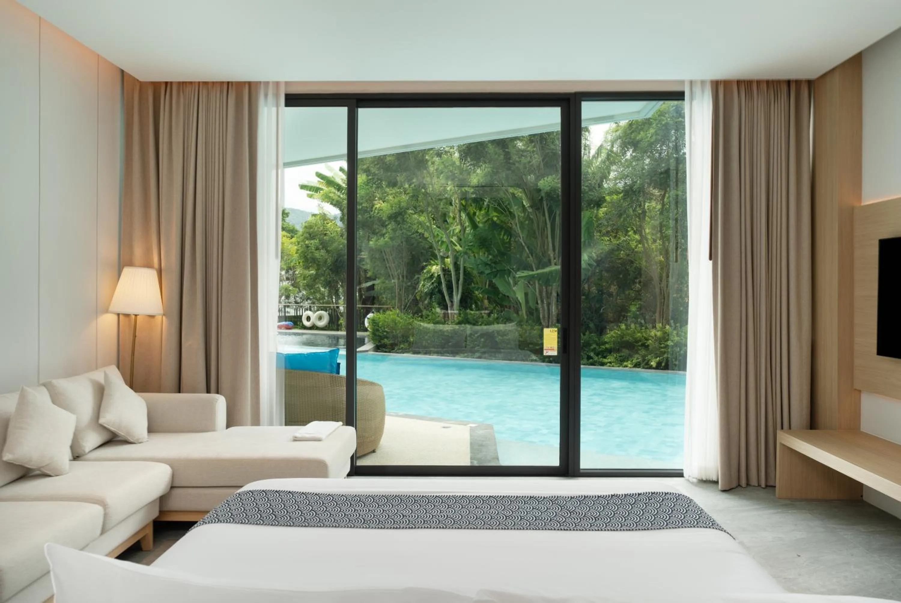 Swimming pool, Bed in Timberton Resort Khaoyai