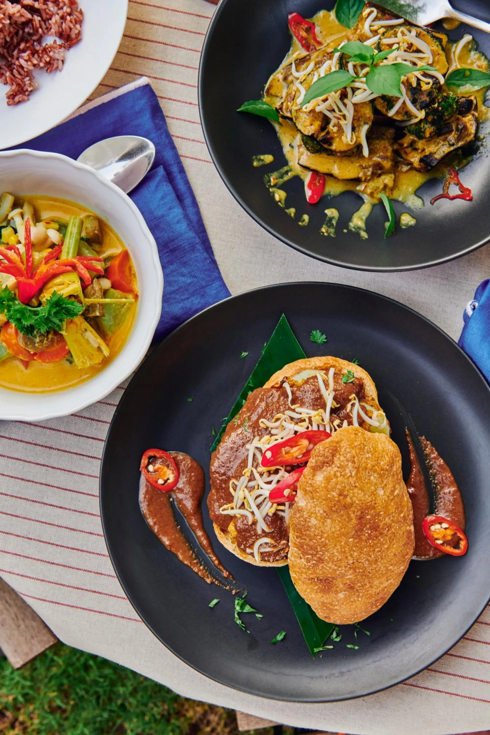 Restaurant/places to eat in Mangroove Bay Boutique Hostel