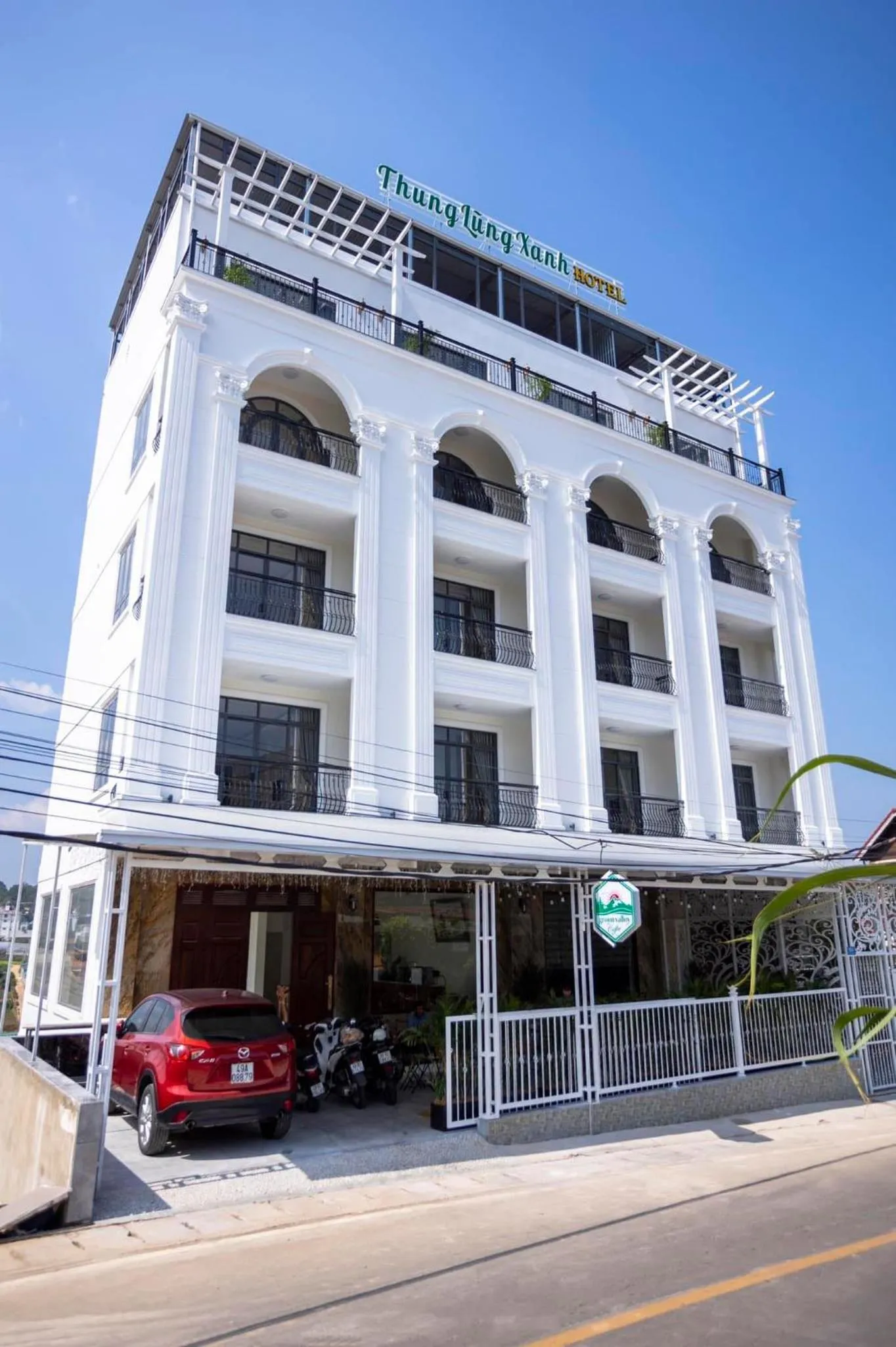 Property building in Thung Lũng Xanh TQK Hotel