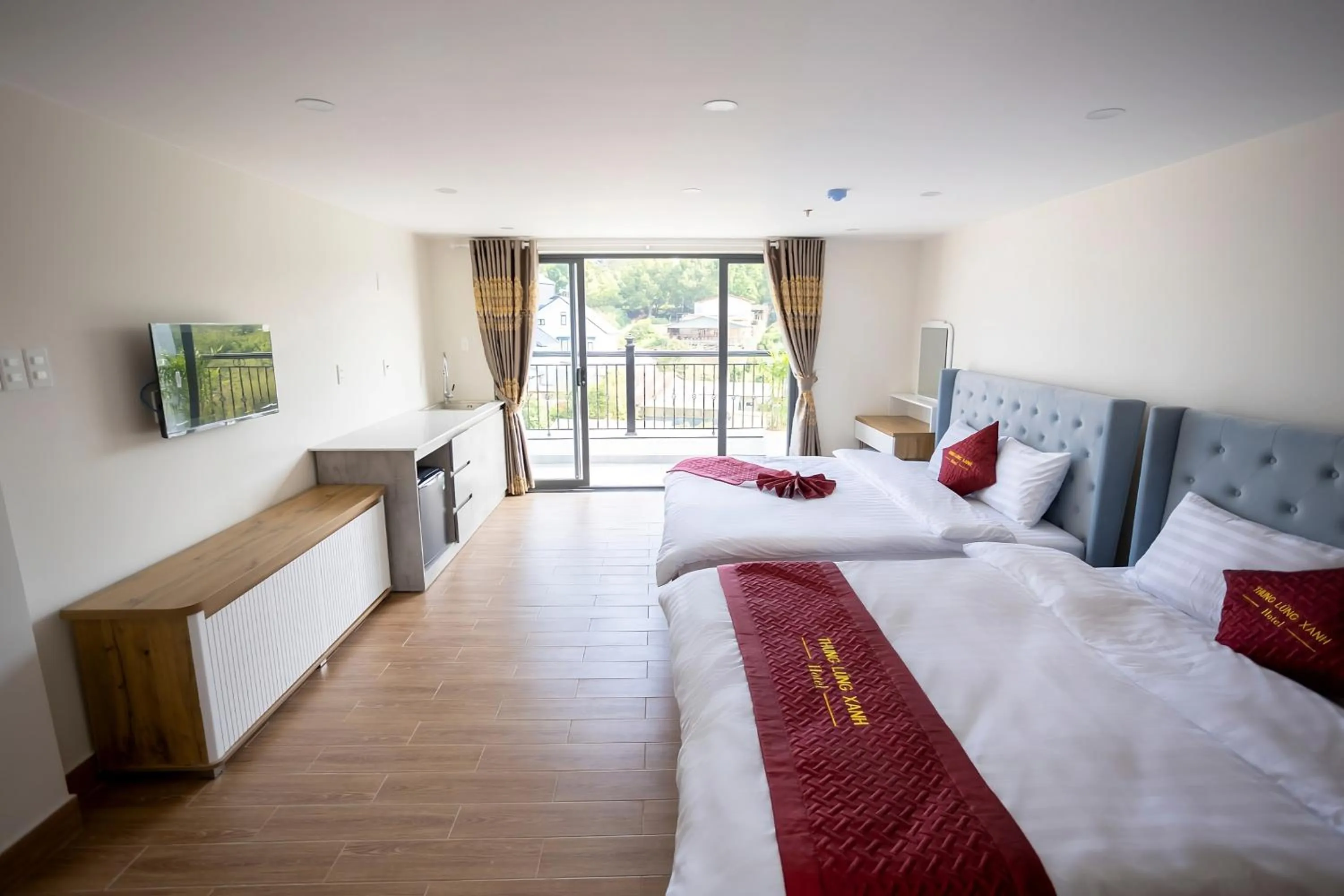 Bed in Thung Lũng Xanh TQK Hotel