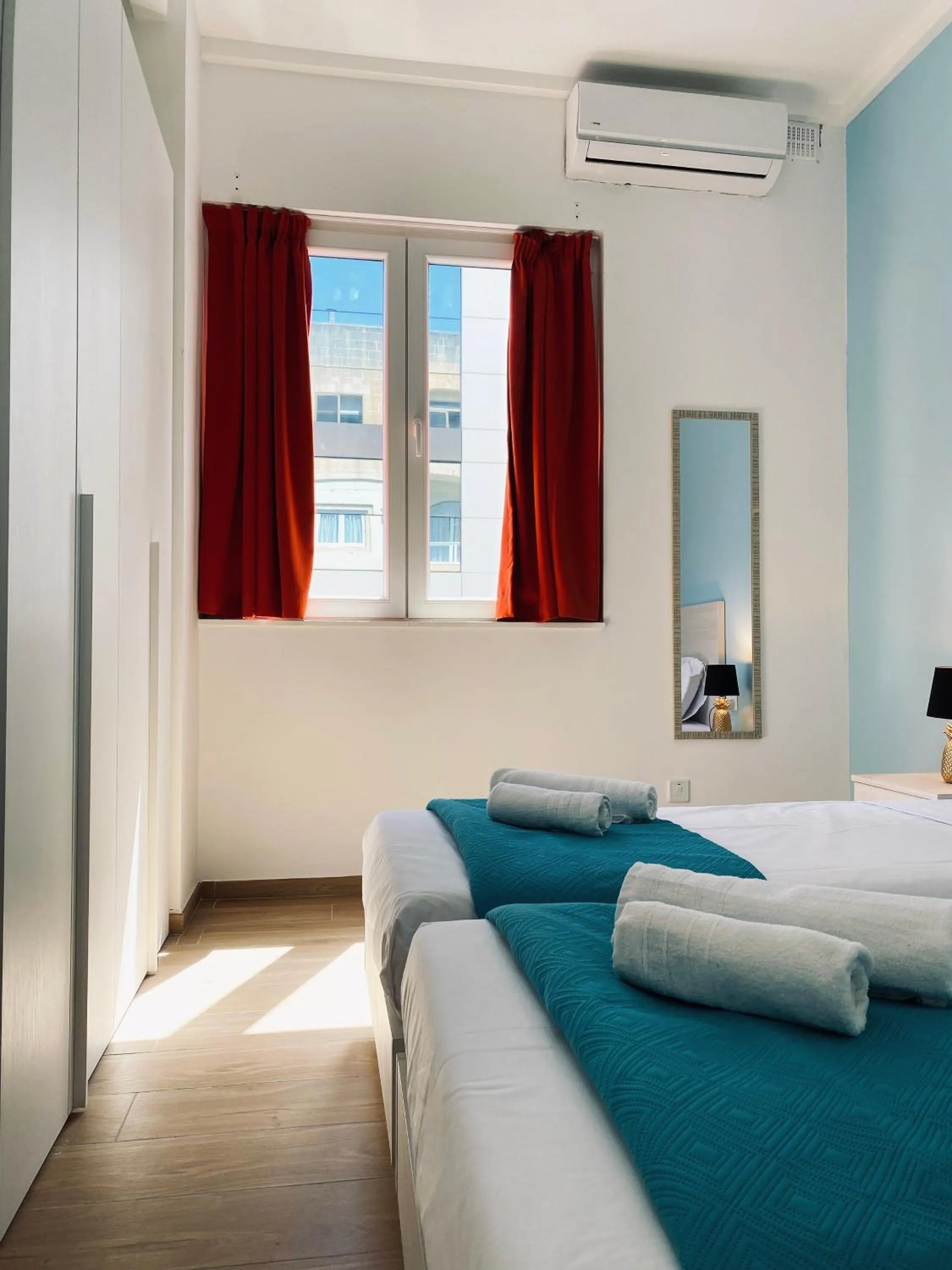 Bed in Miami Apartments