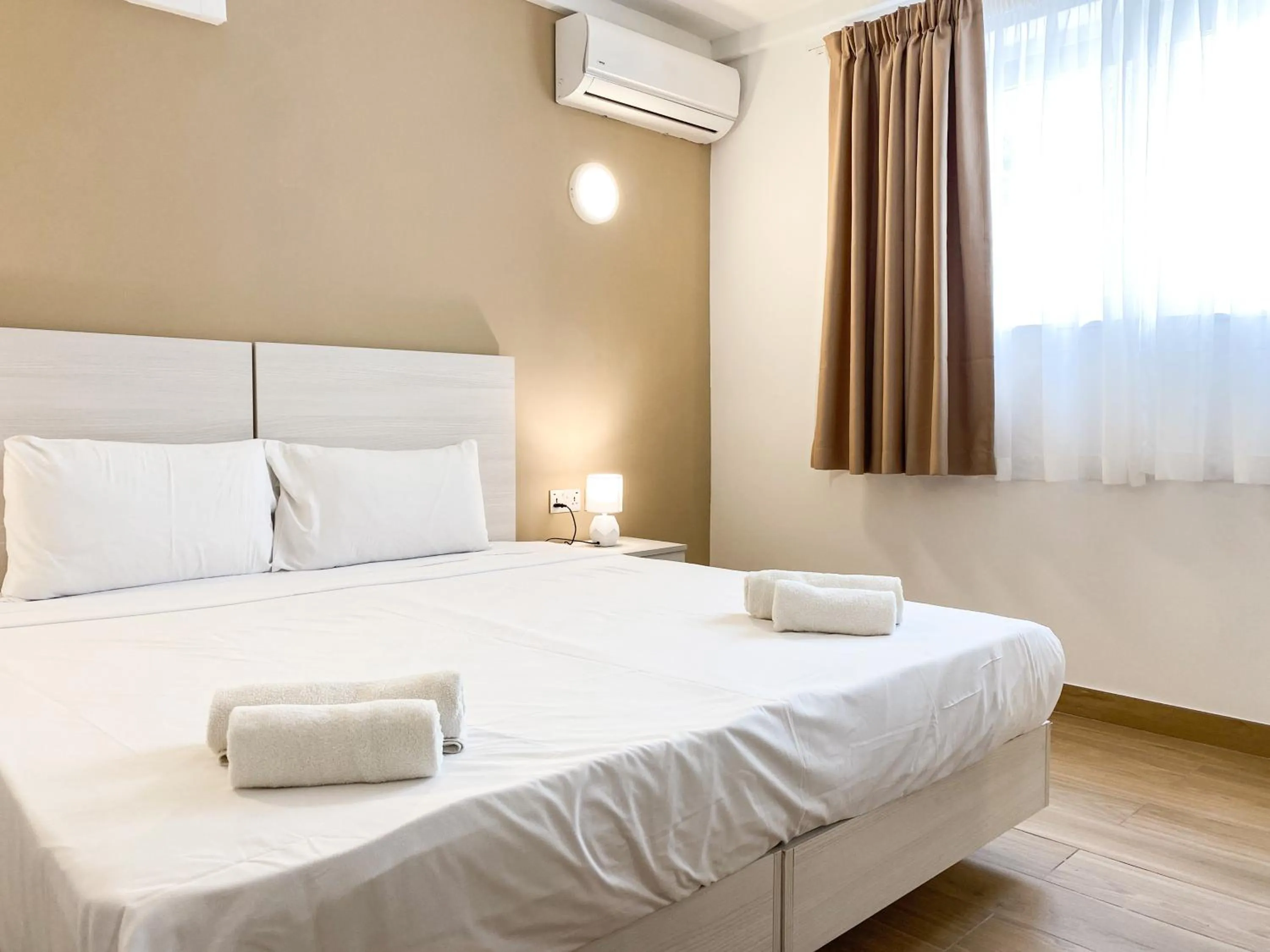 Bed in Miami Apartments