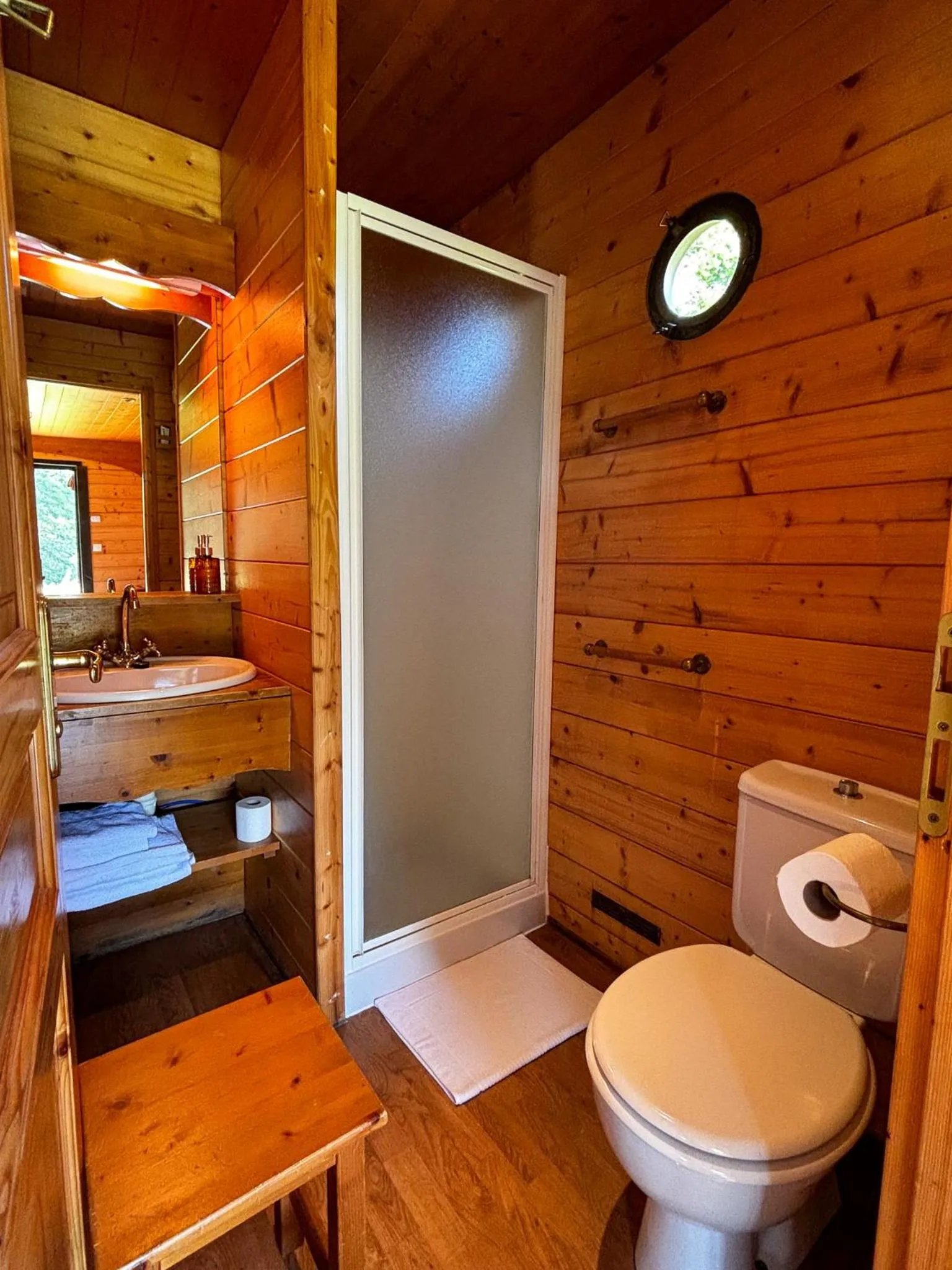 Shower in Domaine de la Grangée