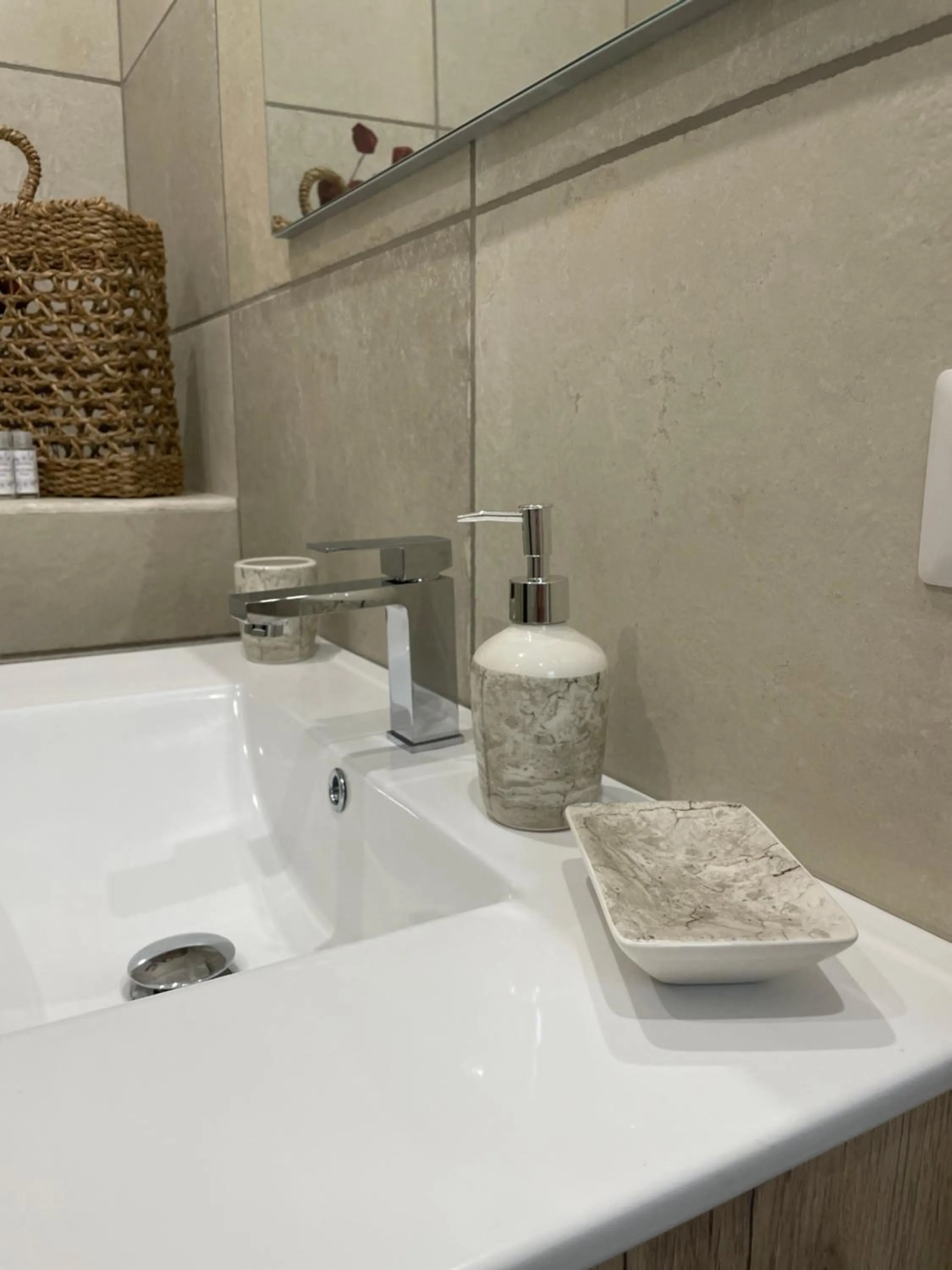 Bathroom in Maioliche Apartment