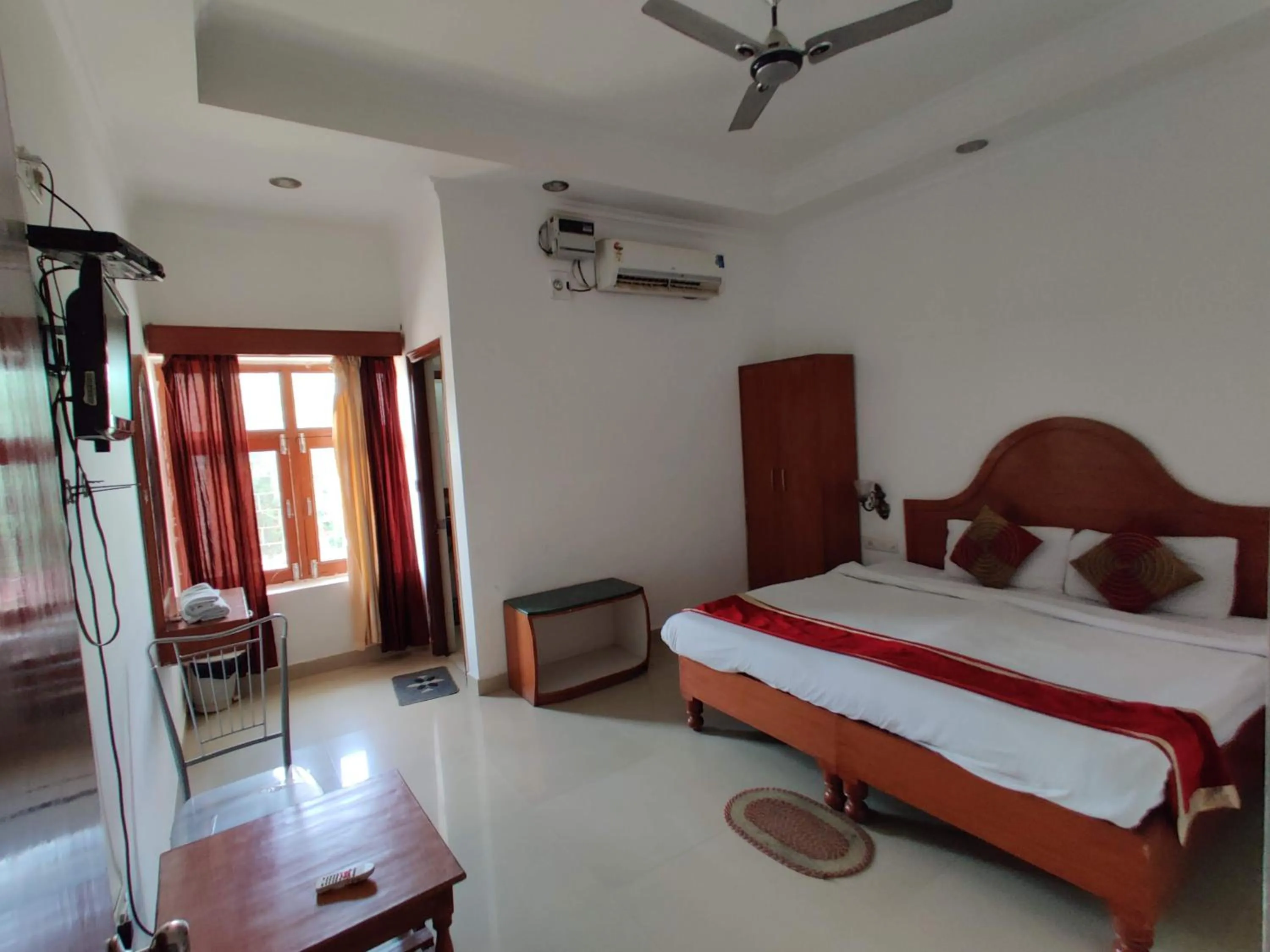 Bed in Euro Star Inn