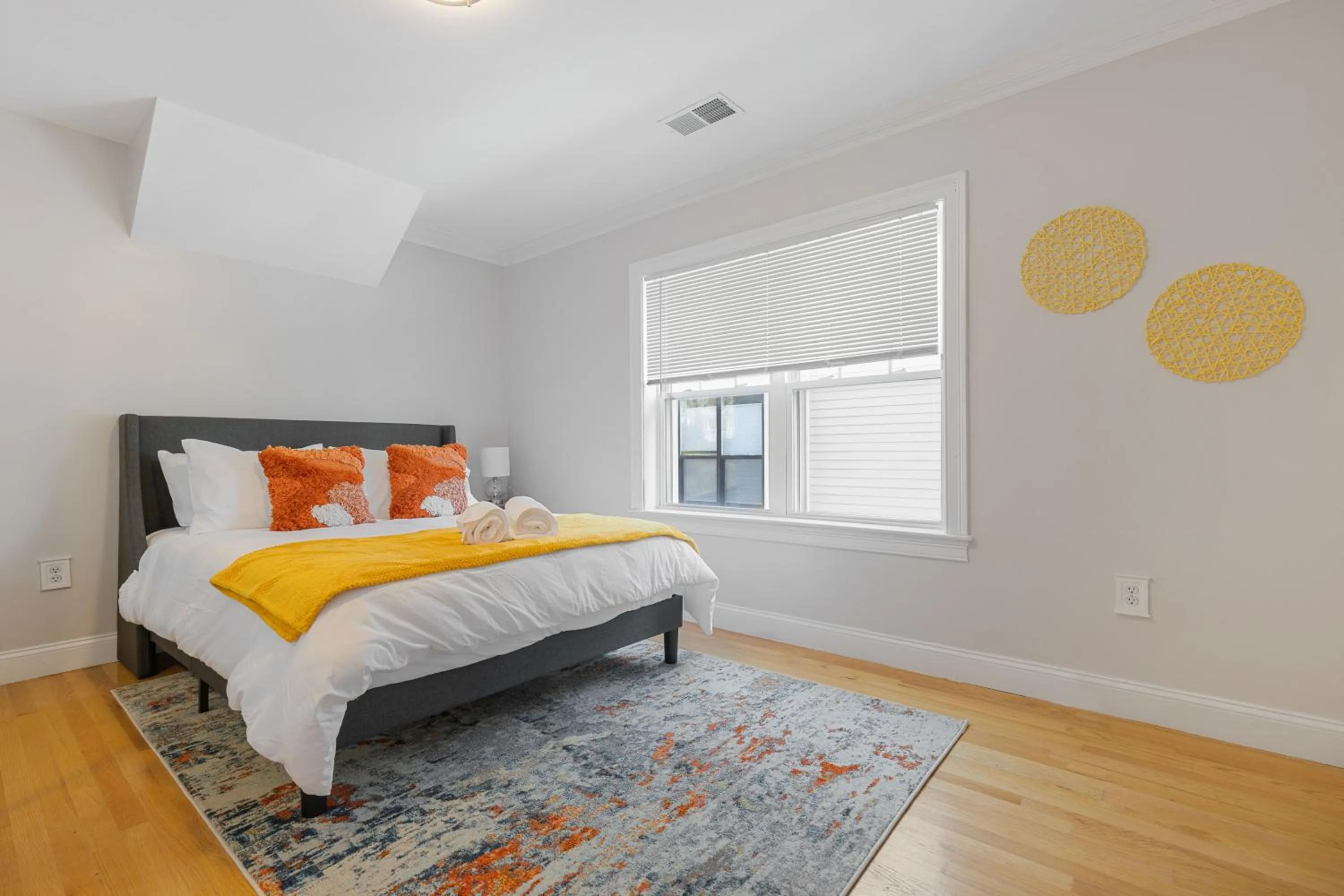 Bed in Amazing family-friendly and group-friendly accommodation #TheBackDorch