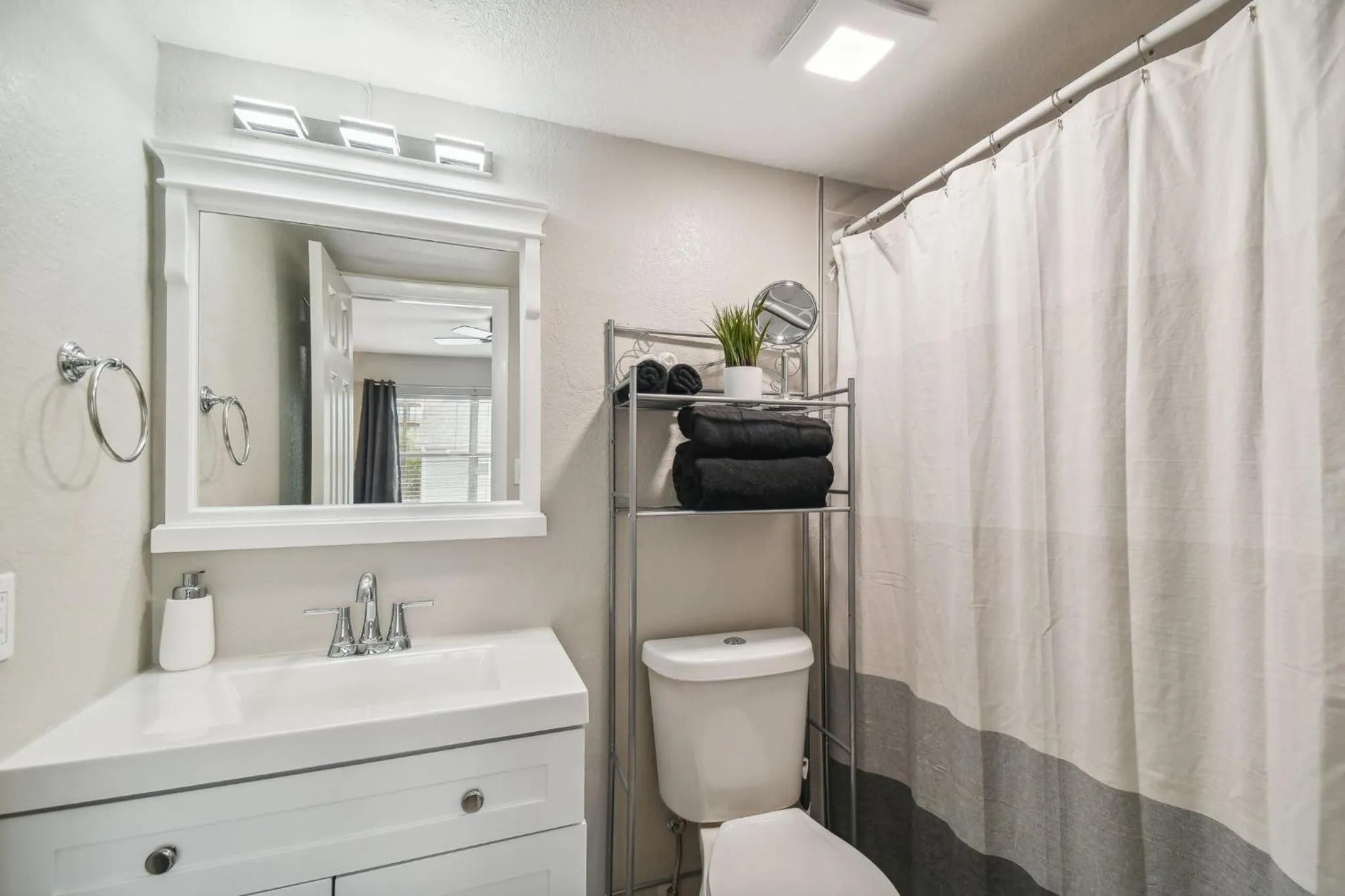 The Orchid by DNY Prime