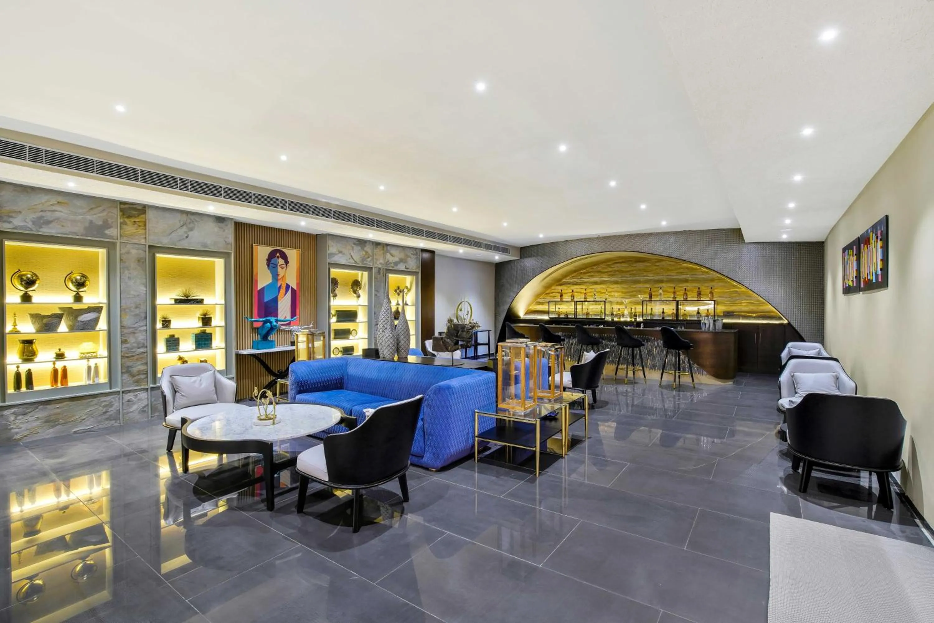 Lounge or bar in Pramod Lands End Resort, a member of Radisson Individuals