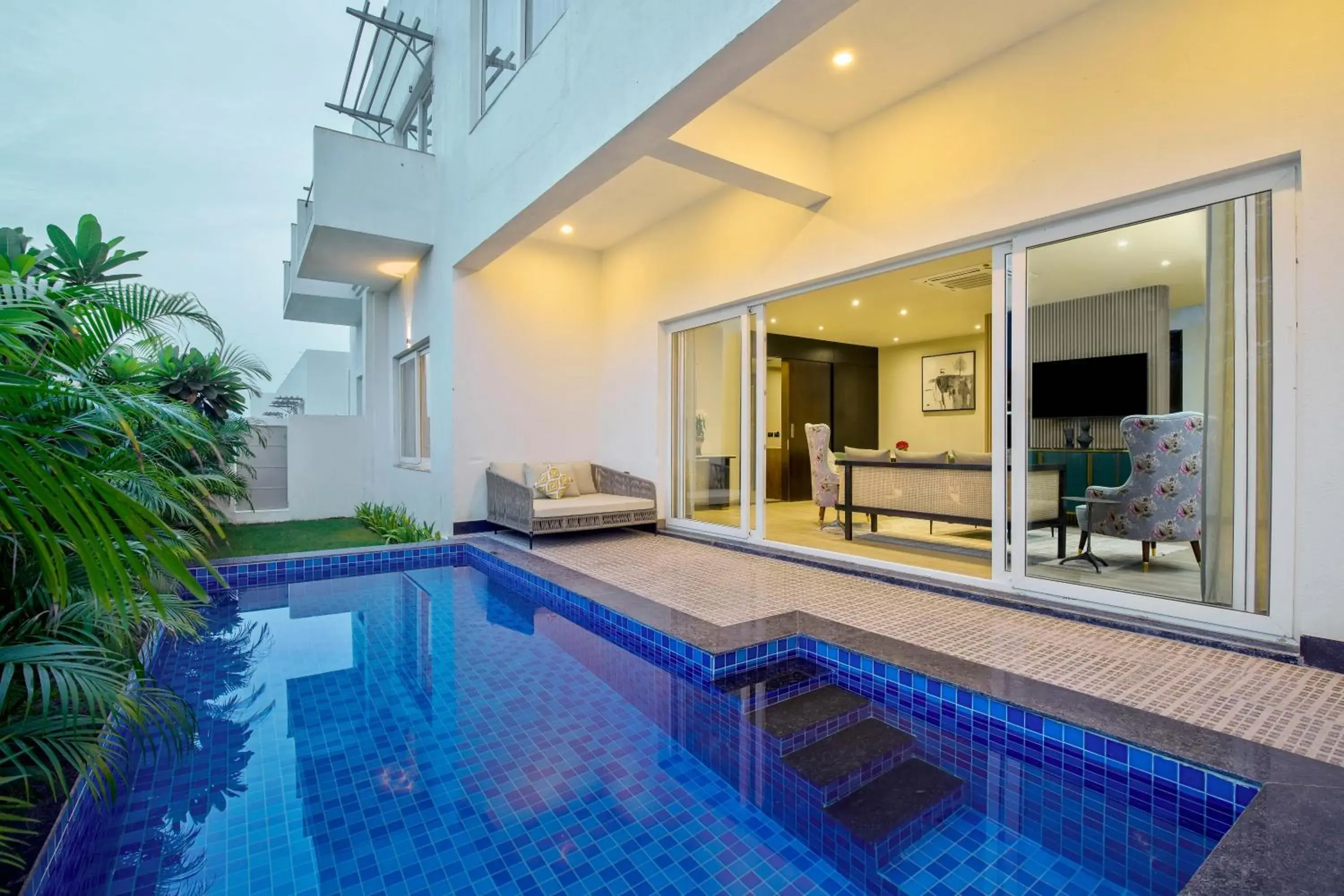 One-Bedroom Premium Suite in Pramod Lands End Resort, a member of Radisson Individuals One-Bedroom Premium Suite in Pramod Lands End Resort, a member of Radisson Individuals