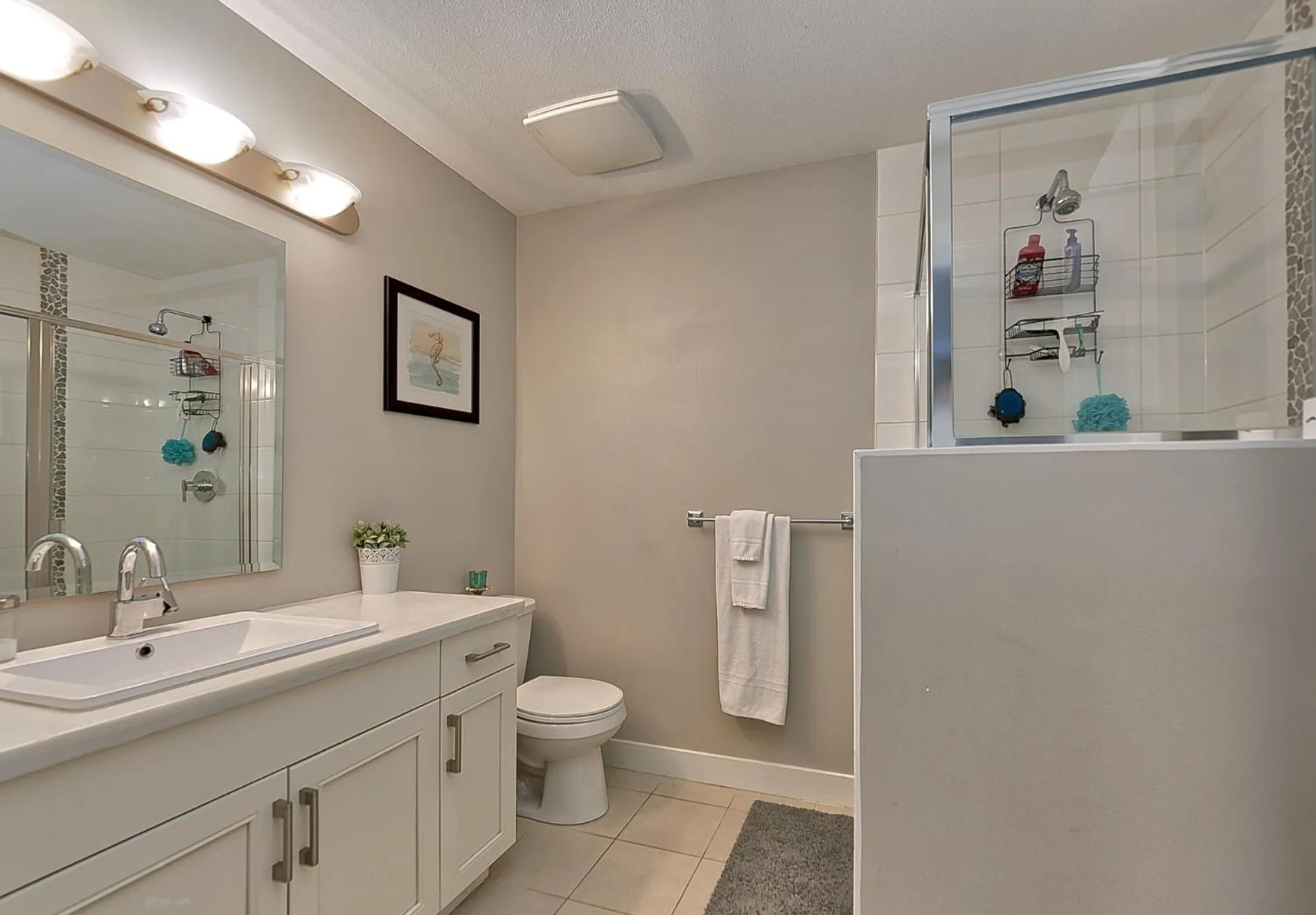 Stay In The Okanagan - Copper Sky, West Kelowna