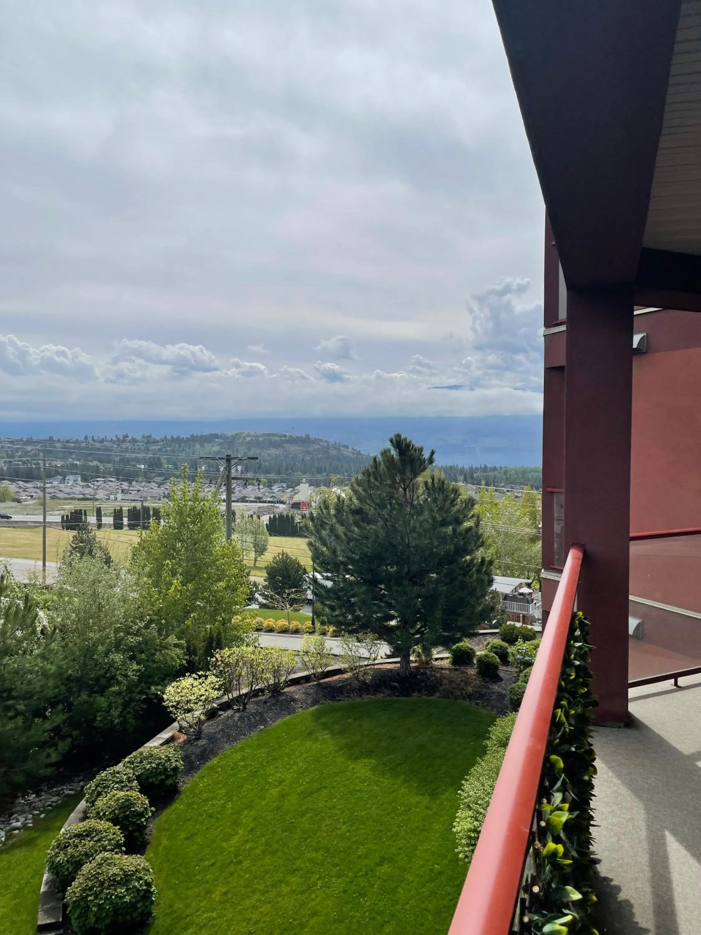 Stay In The Okanagan - Copper Sky, West Kelowna