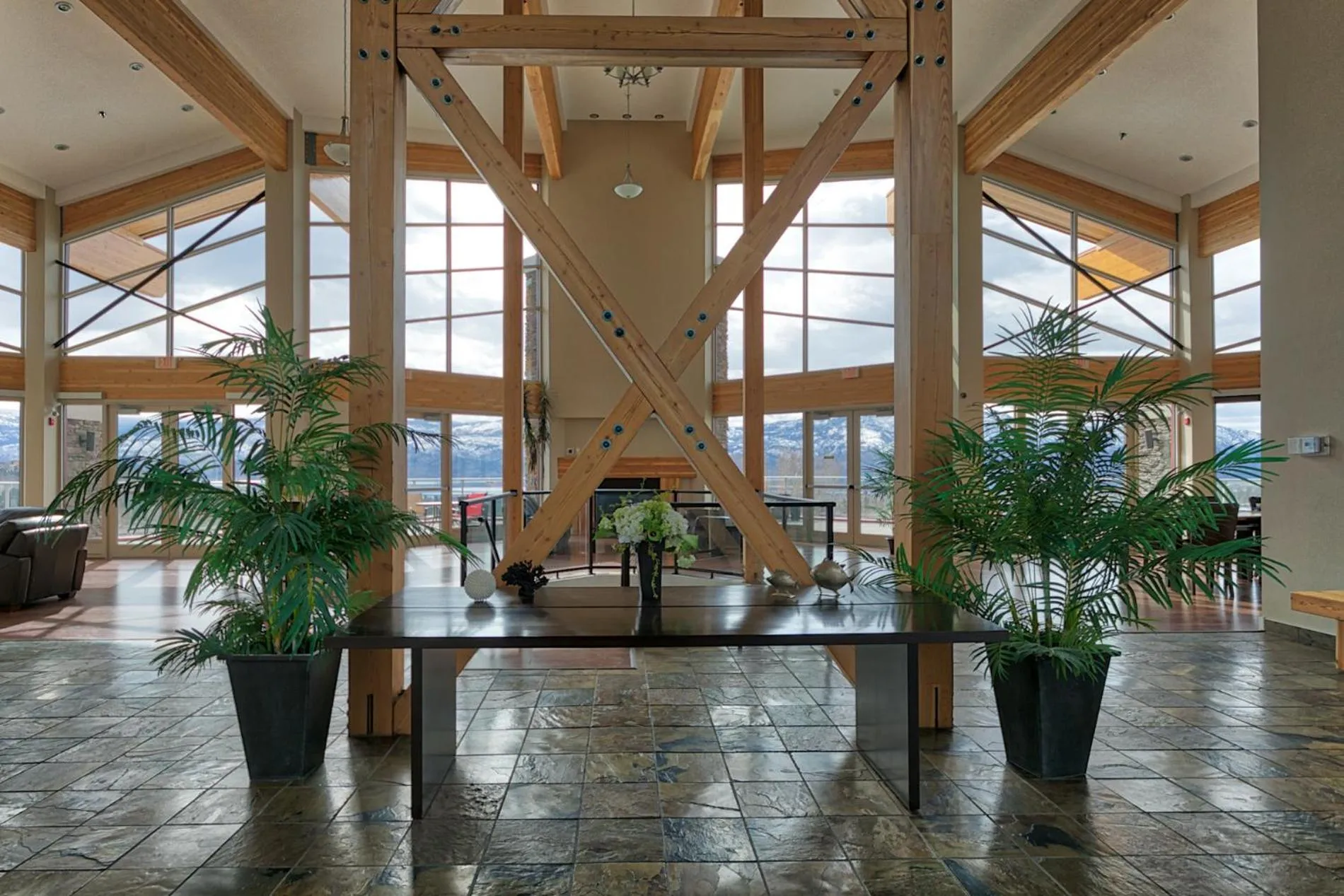 Stay In The Okanagan - Copper Sky, West Kelowna