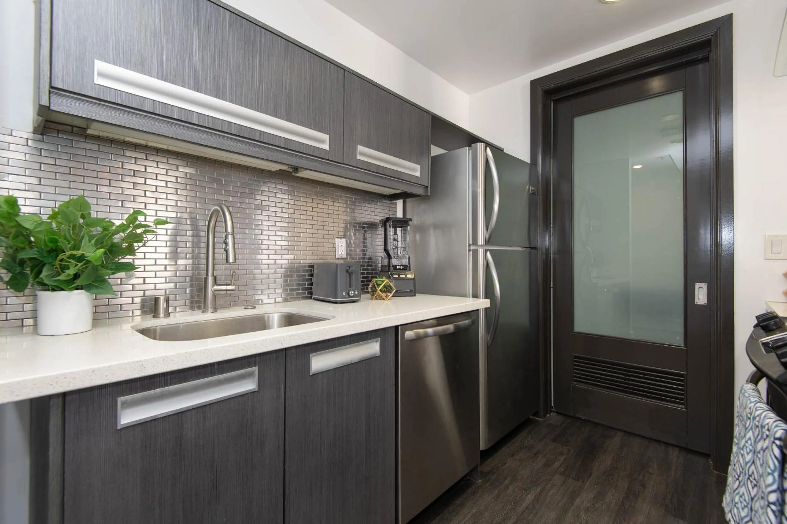 Kitchen or kitchenette in DTLA Boutique Hotel