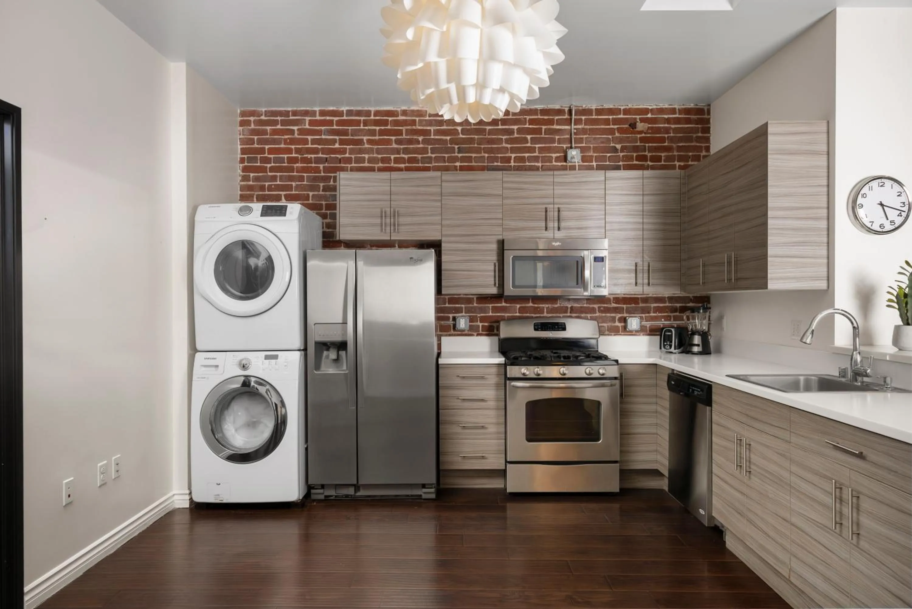 Kitchen or kitchenette in Audemar Boutique Hotel and Apartment Homes