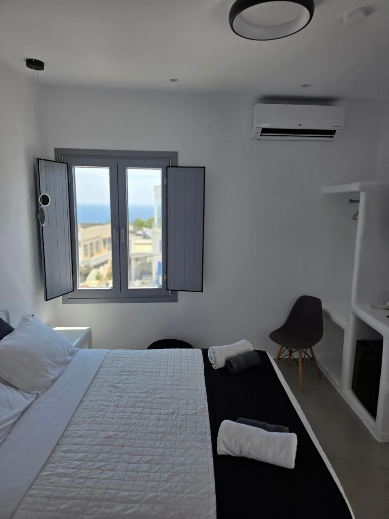 Bed in Tataki Family Hotel