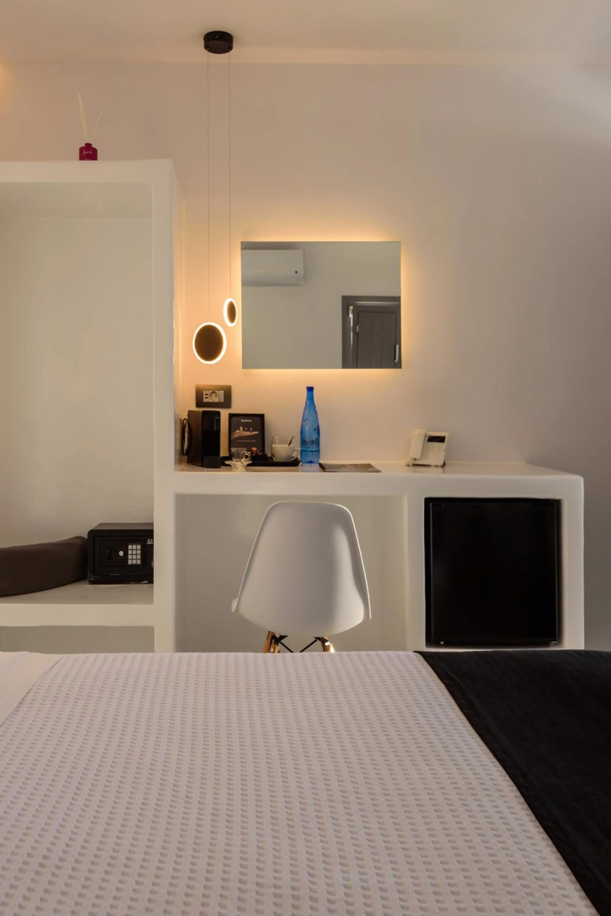 Bed in Tataki Family Hotel