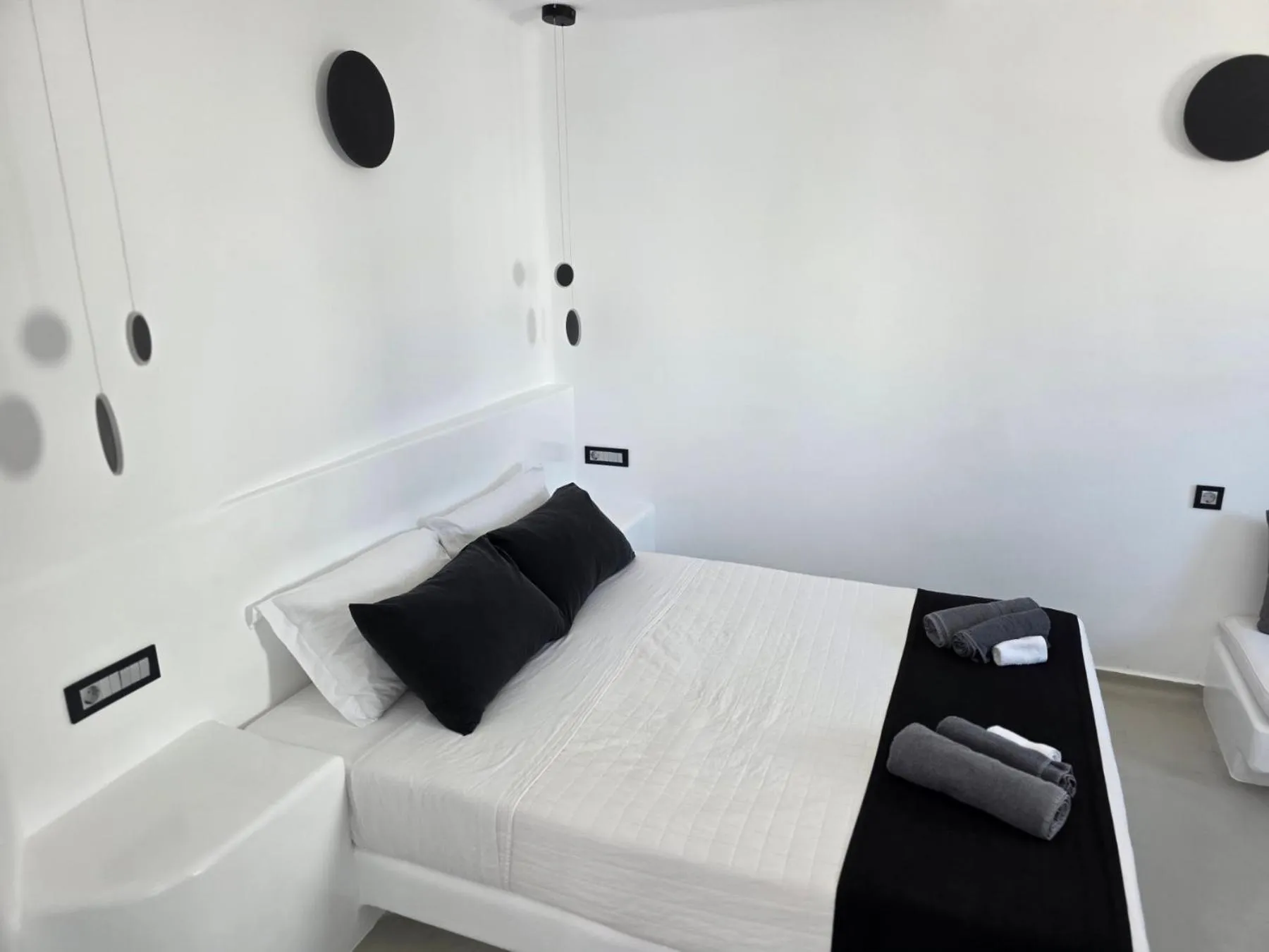 Bed in Tataki Family Hotel