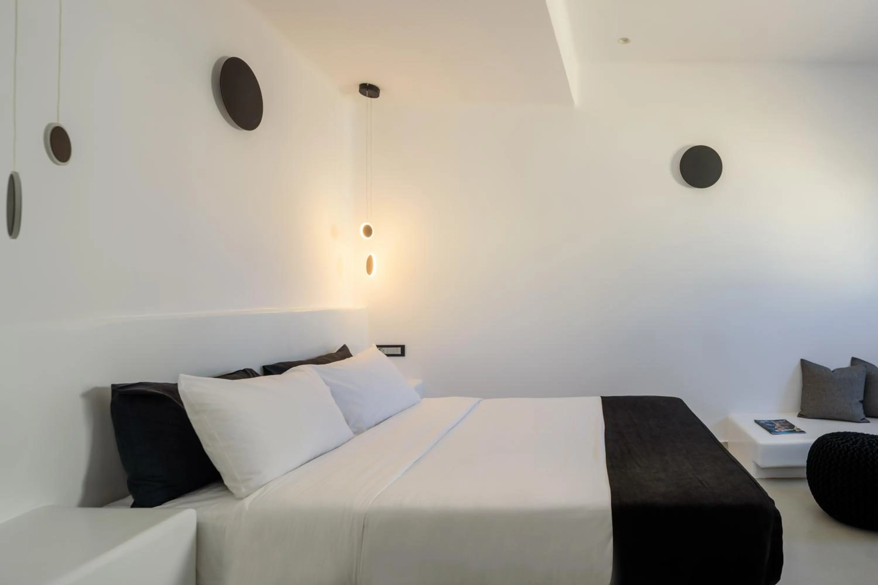 Bed in Tataki Family Hotel