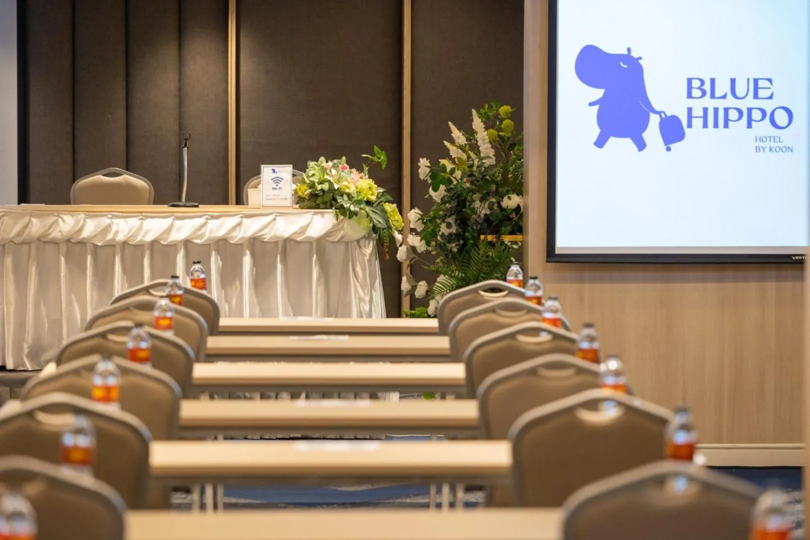 Meeting/conference room in Blue Hippo & Red Crocodile Hotel