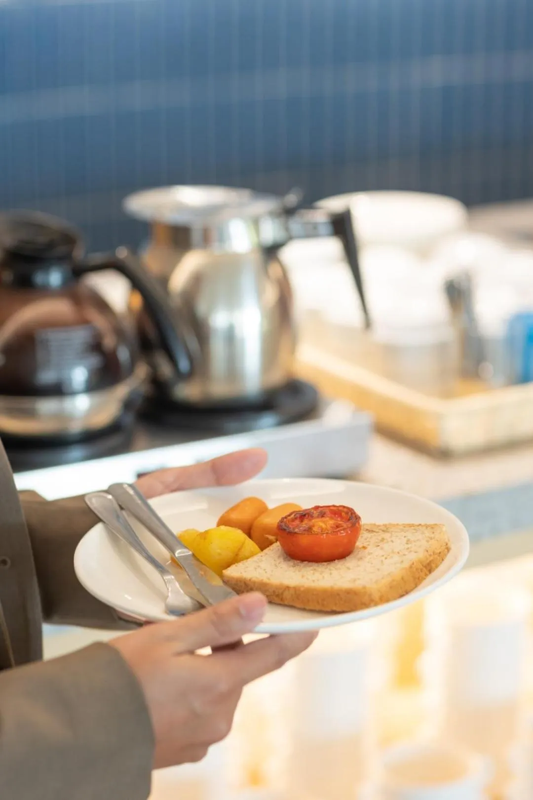 Food and drinks in Blue Hippo & Red Crocodile Hotel