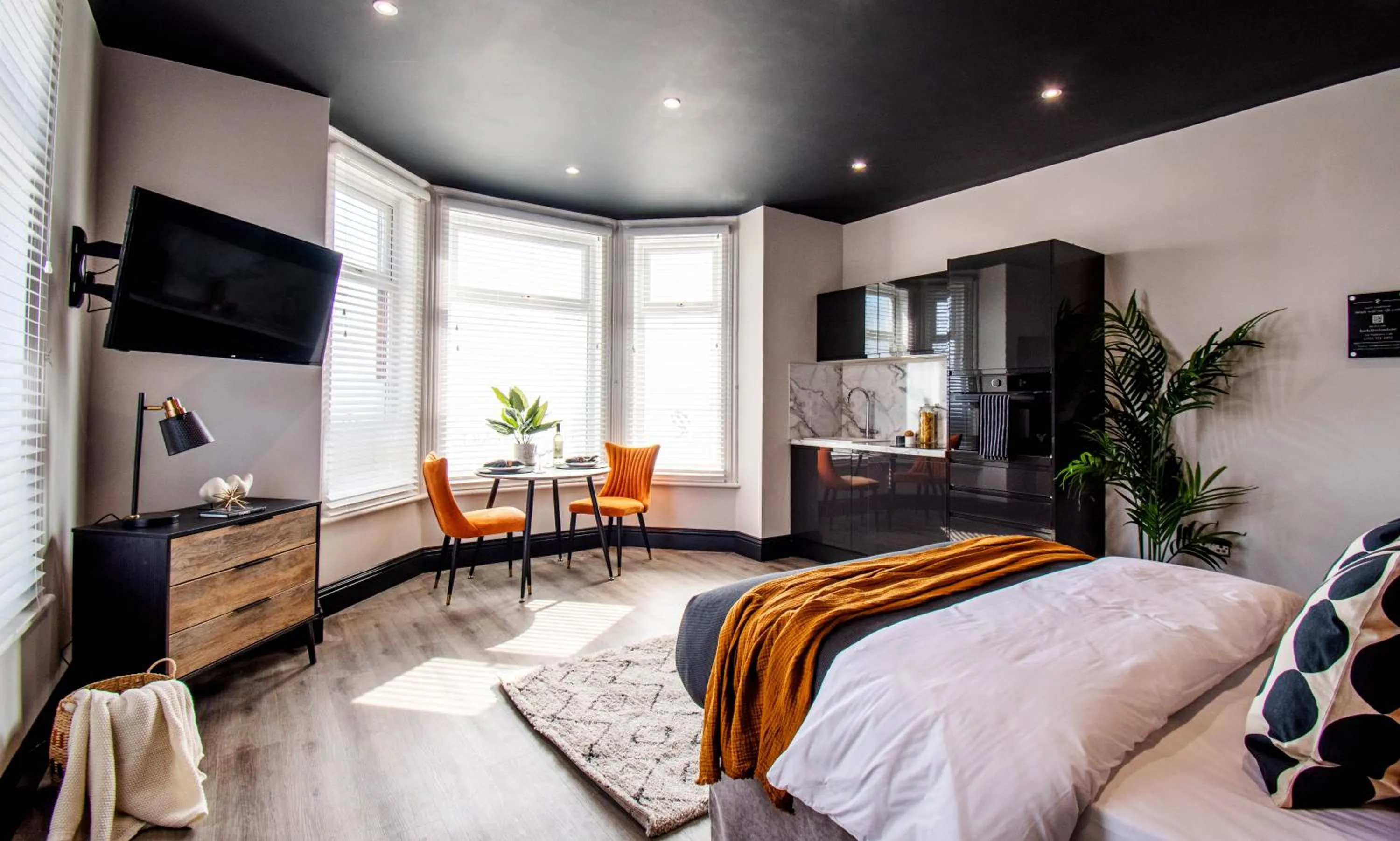 TV and multimedia, Bed in The Rampart