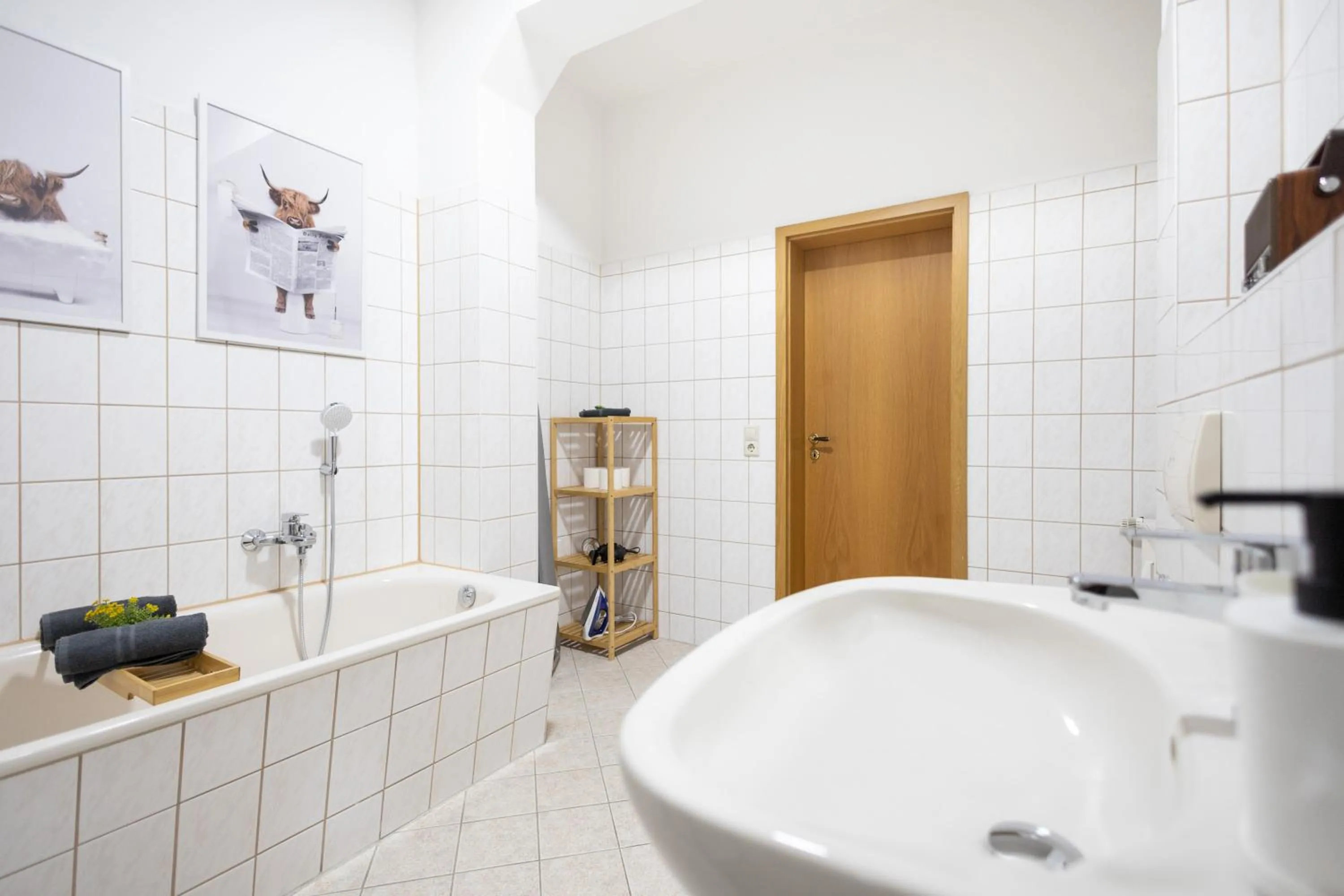 Bathroom in Apartments an der Oper - Innenstadt - Zentral - Küche - Wifi - Powered by Ko-Living