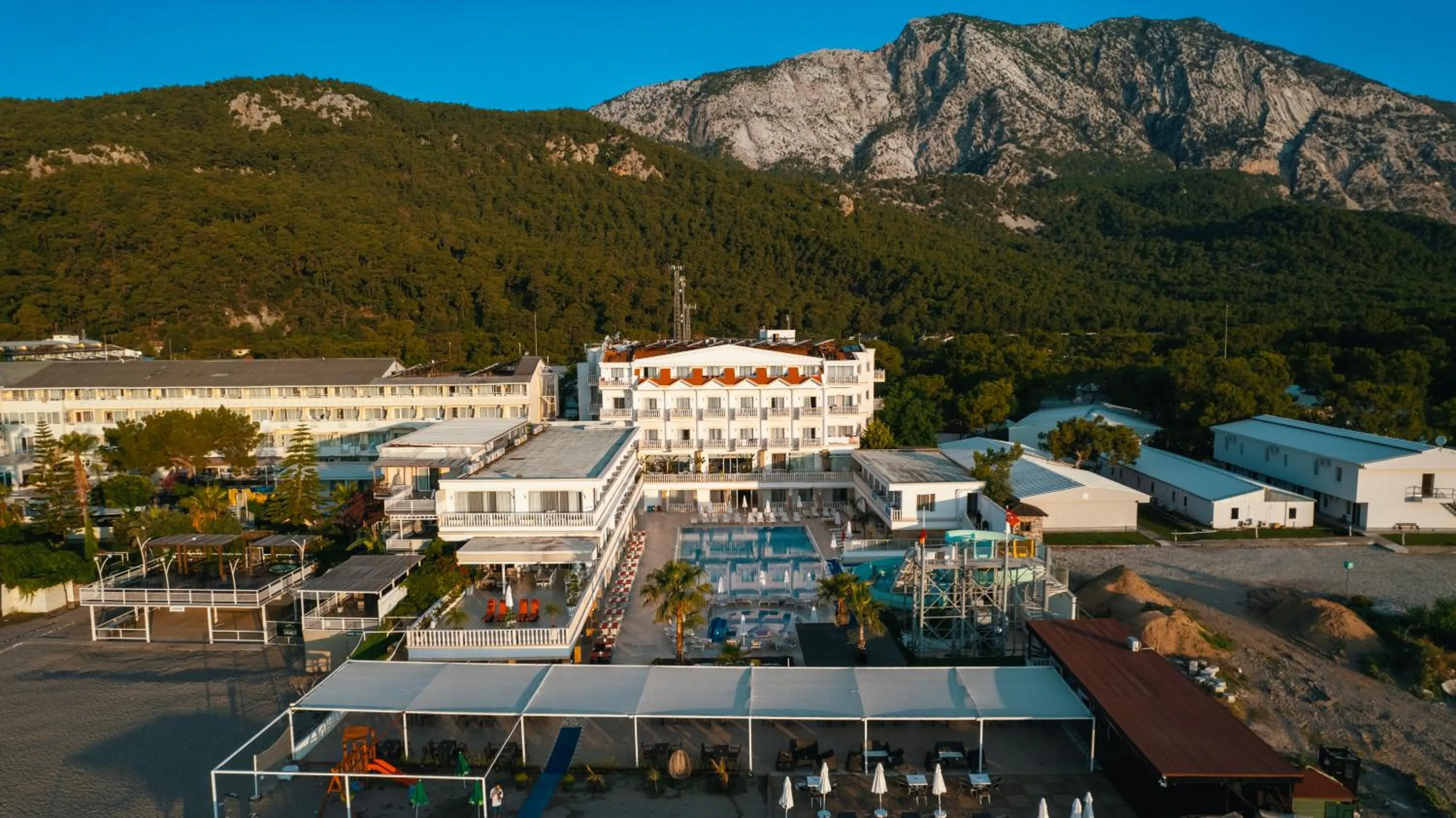 Property building in SL La Perla Hotel Kemer
