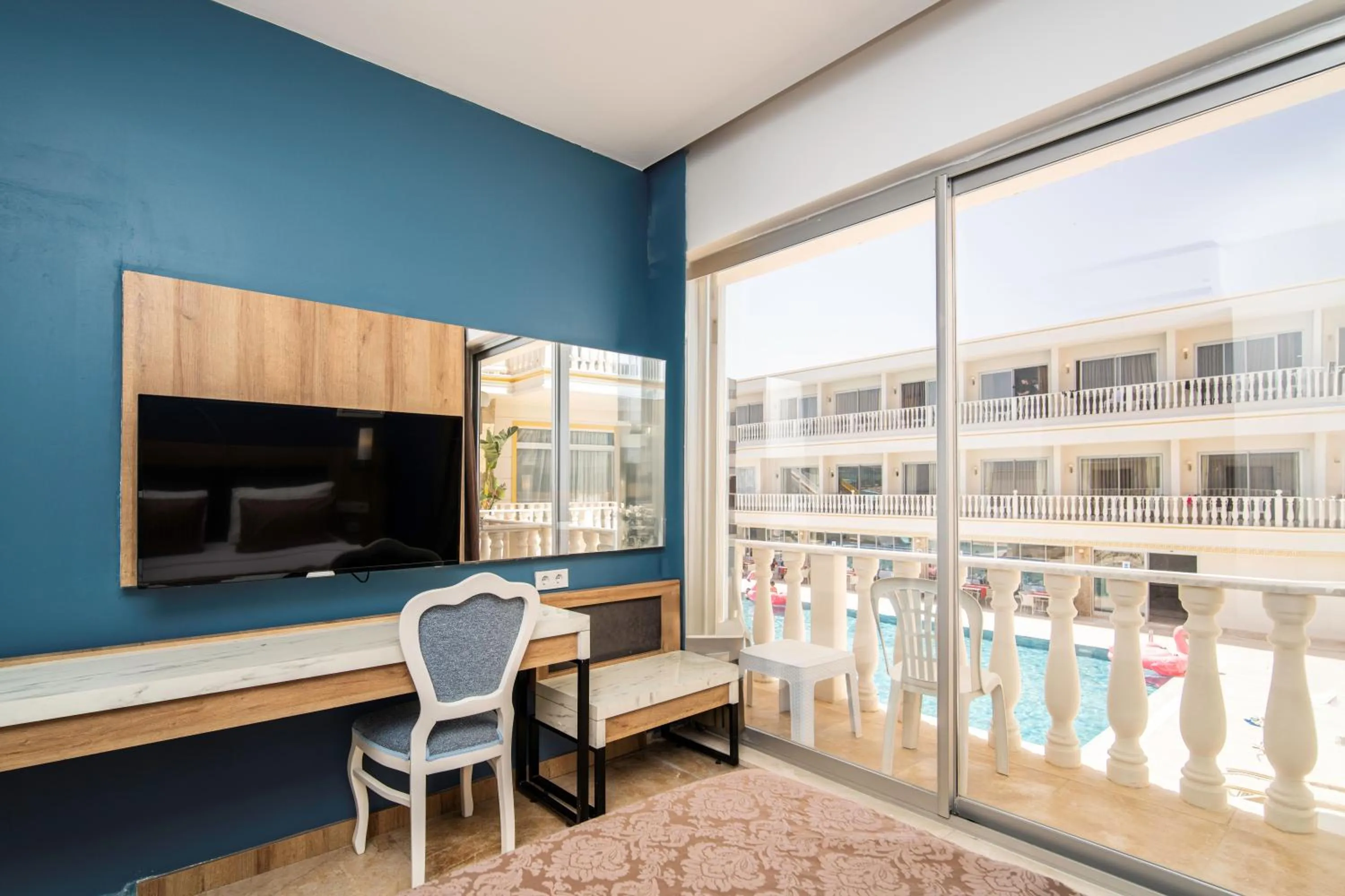 TV and multimedia in SL La Perla Hotel Kemer