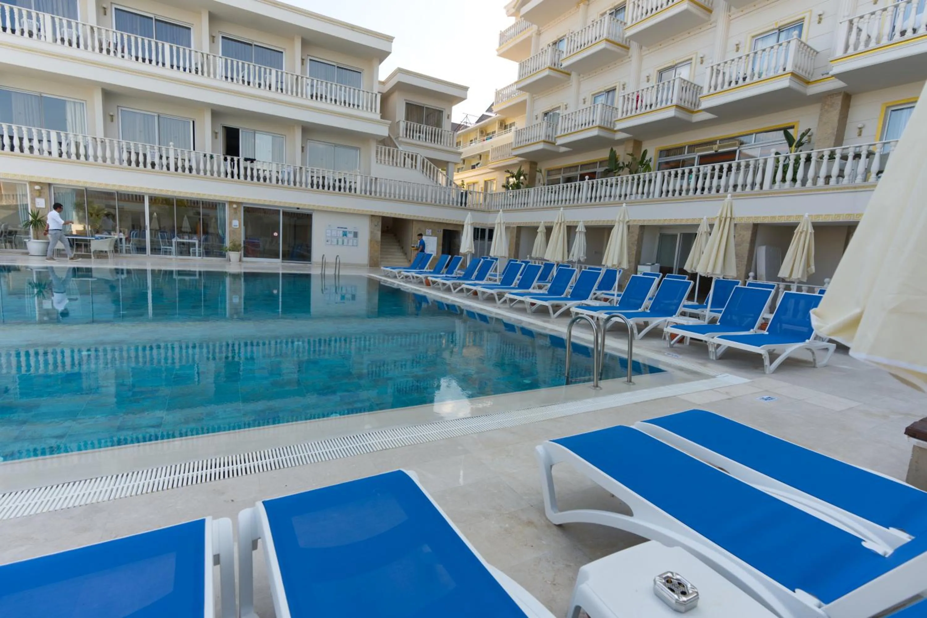 Swimming pool in SL La Perla Hotel Kemer