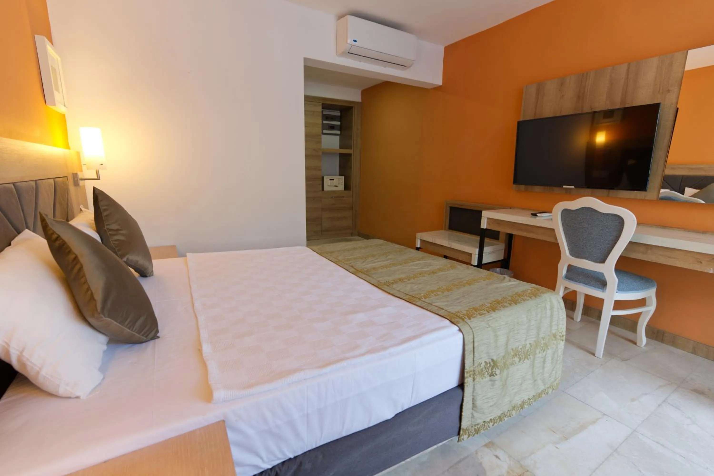 air conditioner, Bed in SL La Perla Hotel Kemer