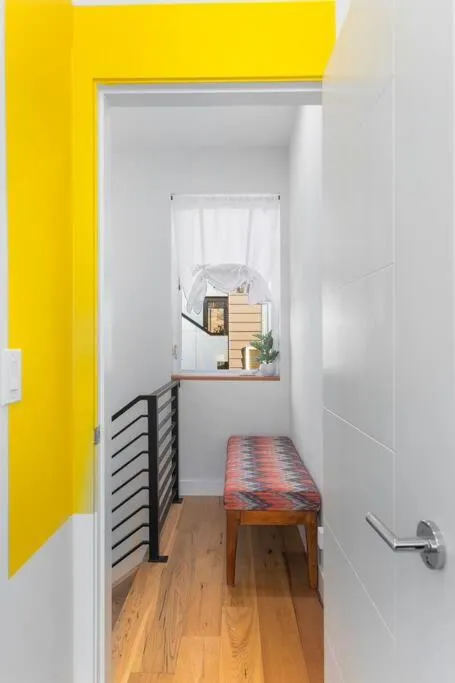 Modern Sustainable Design in Ballard - 92 Wlkscore