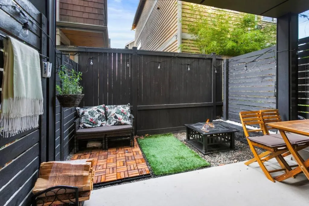 Modern Sustainable Design in Ballard - 92 Wlkscore