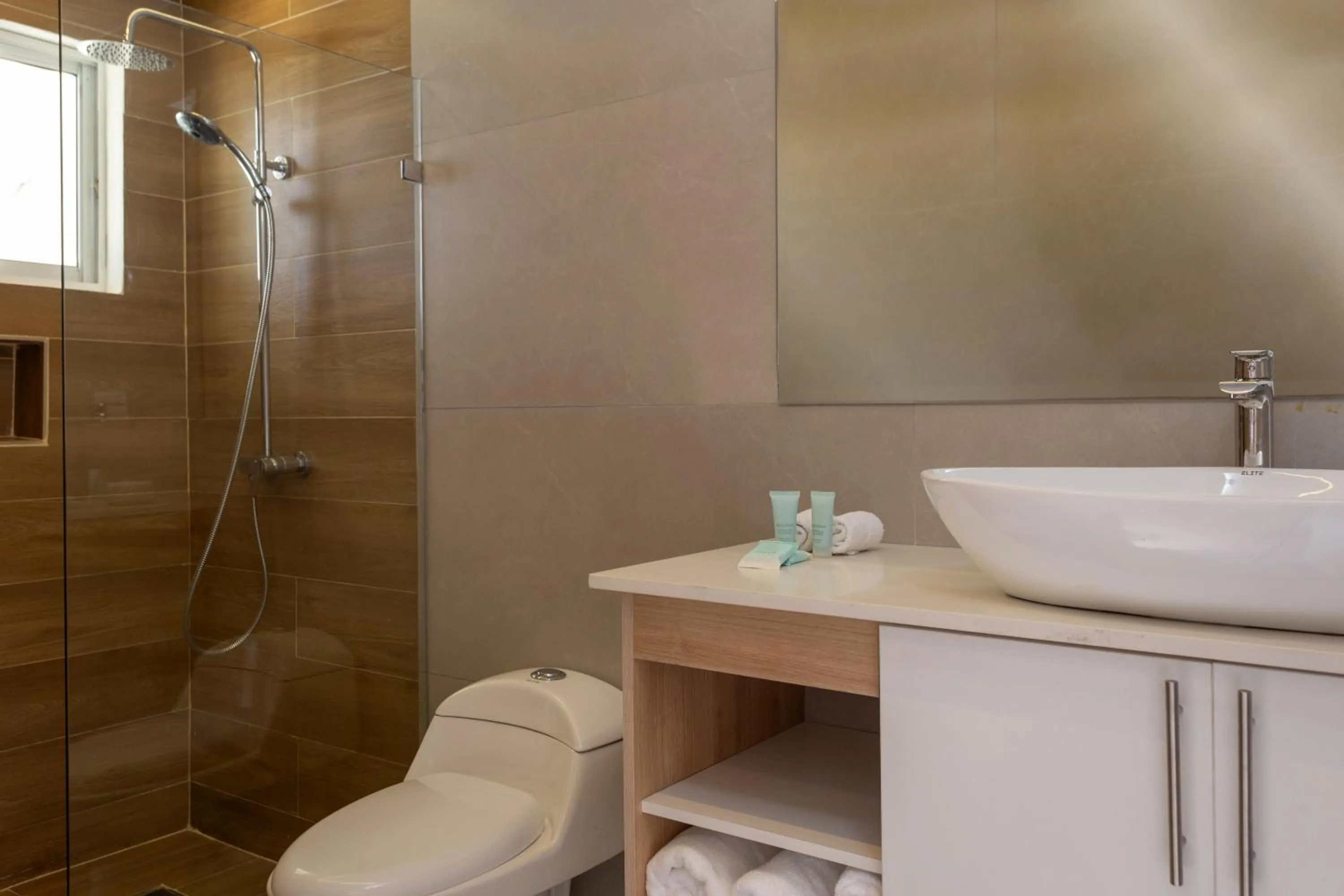 Bathroom in Hotel HM Alma de Bayahibe - Adults Only - All Inclusive