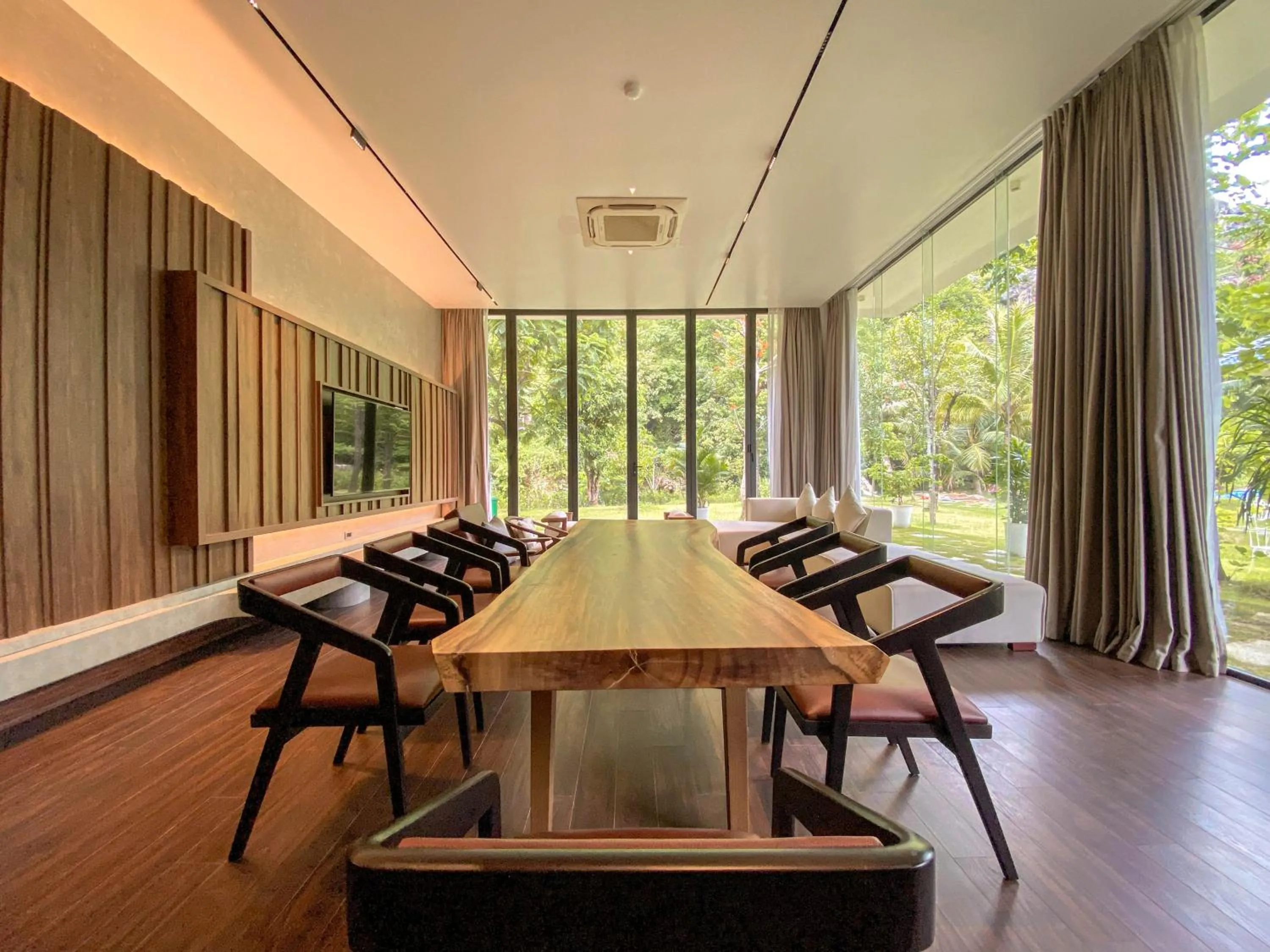 Minawa Kenhga Resort & Spa Ninh Binh