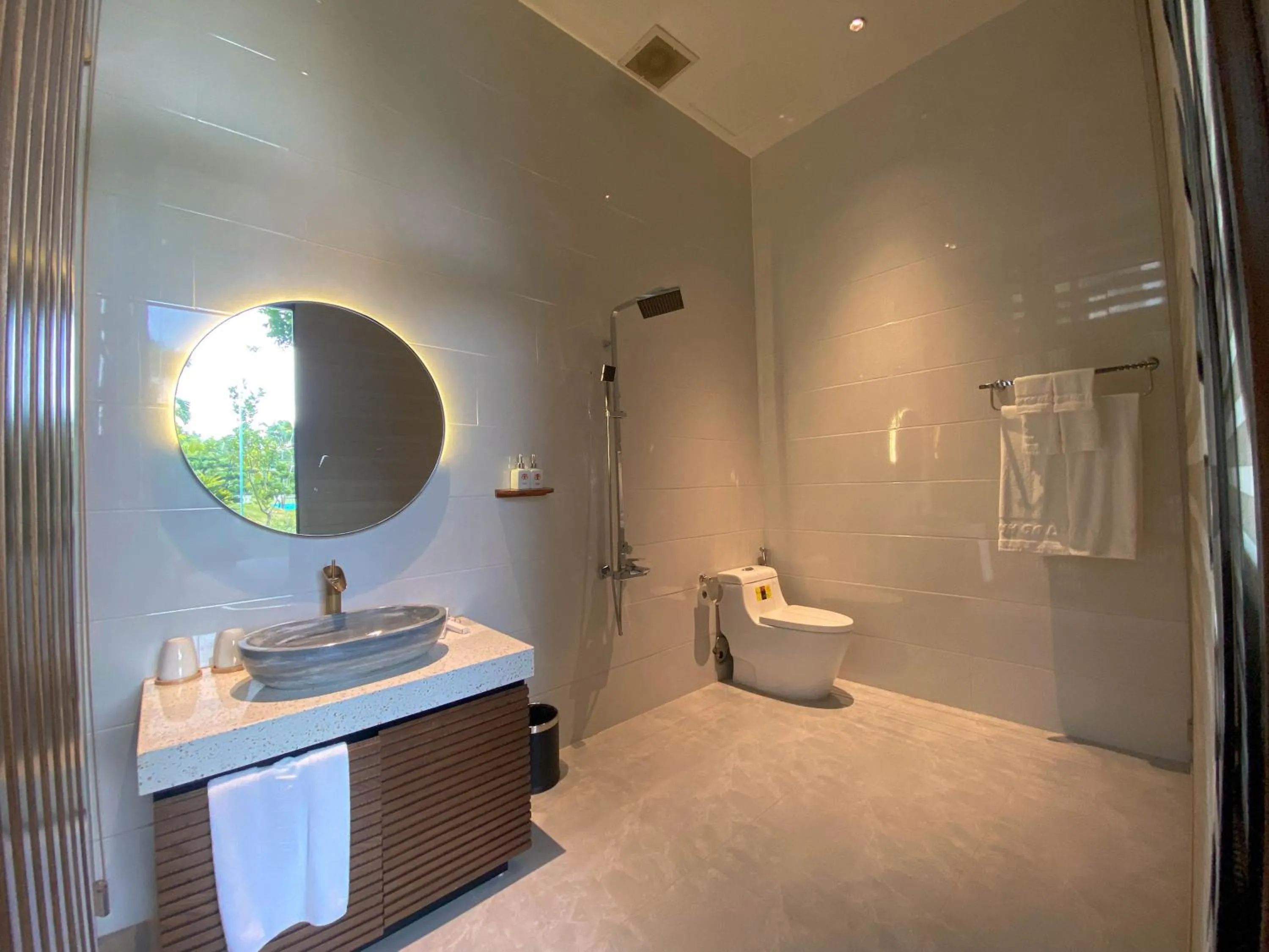 Minawa Kenhga Resort & Spa Ninh Binh