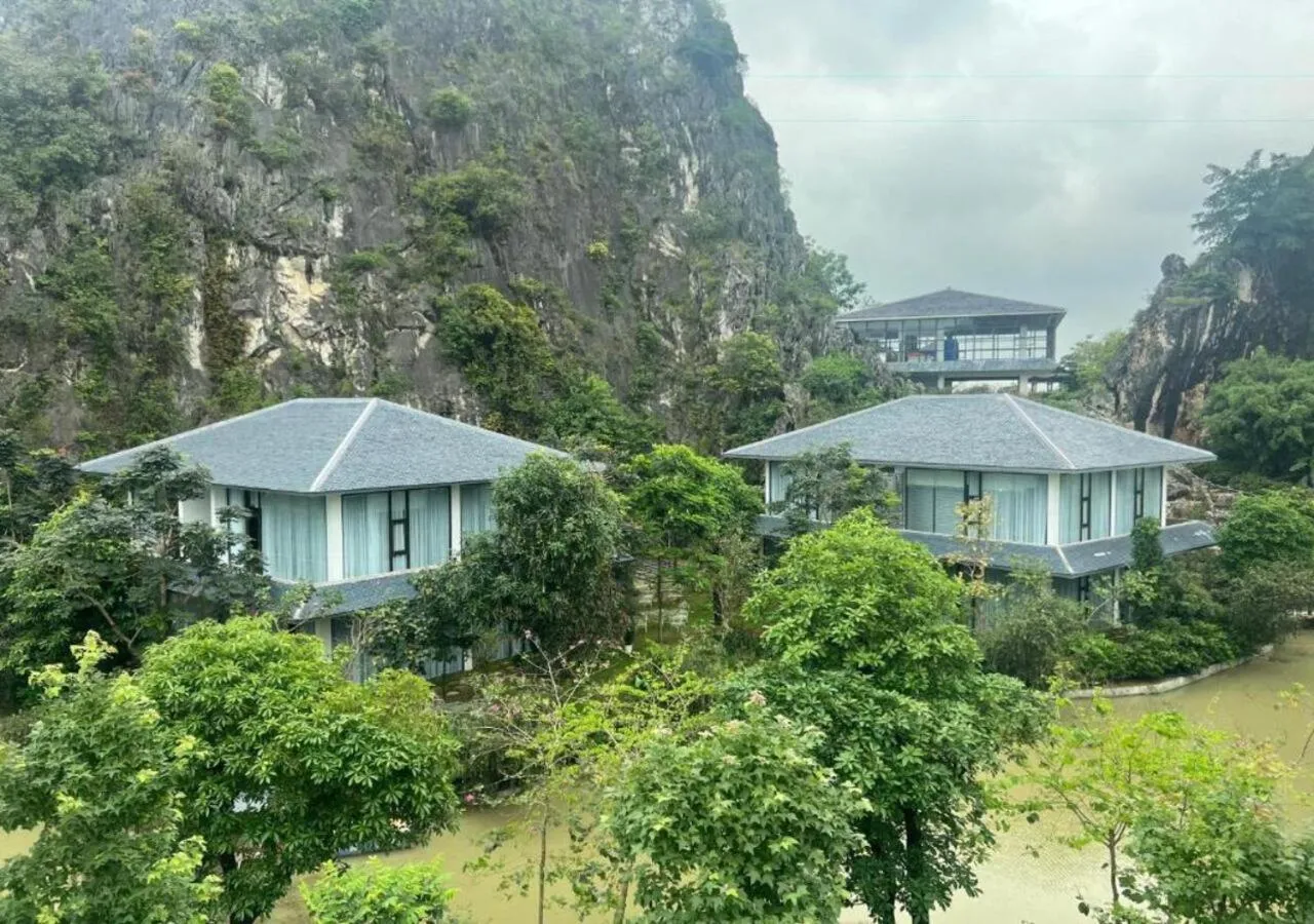 Property building in Minawa Kenhga Resort & Spa Ninh Binh