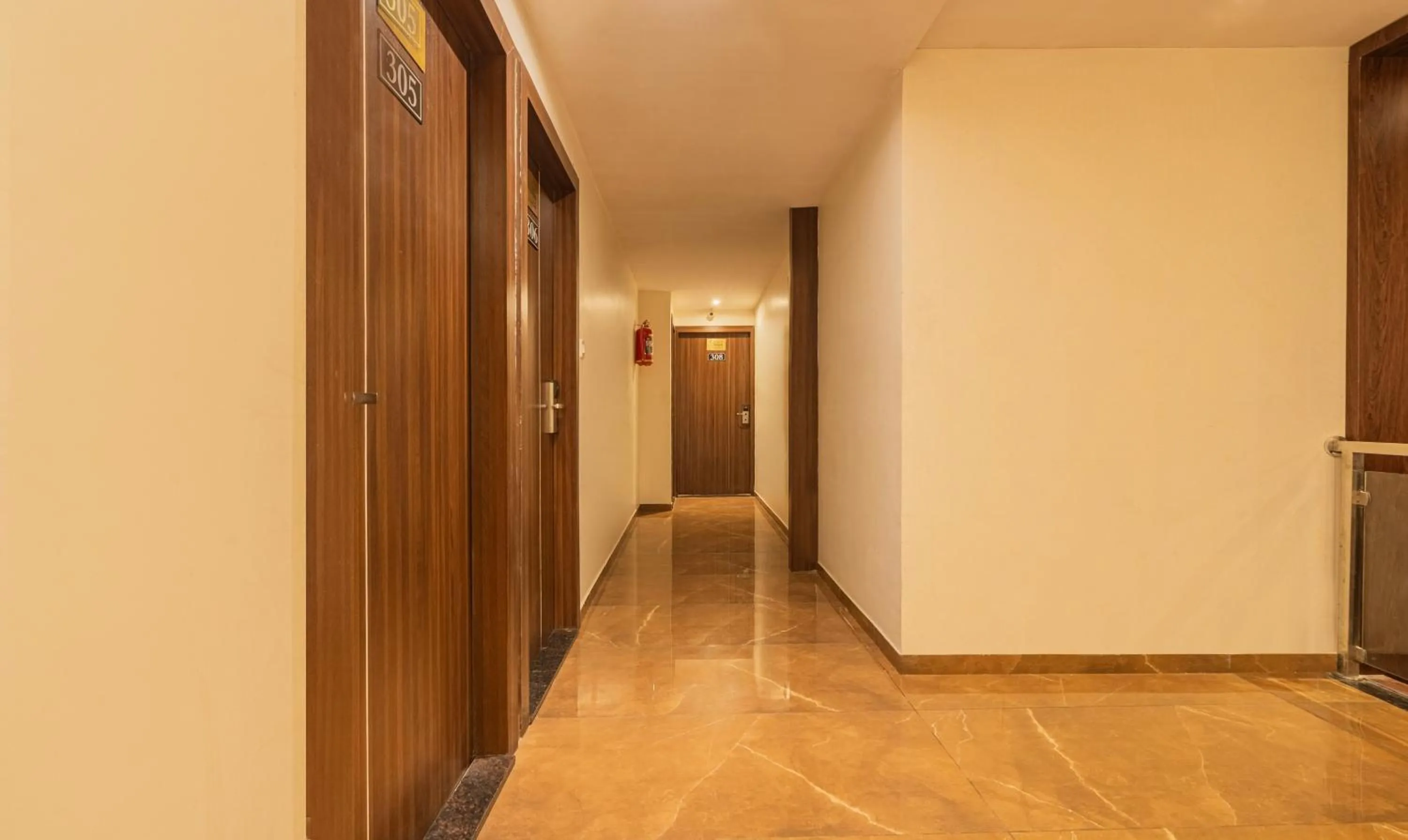 Lobby or reception in Treebo Seven Olives