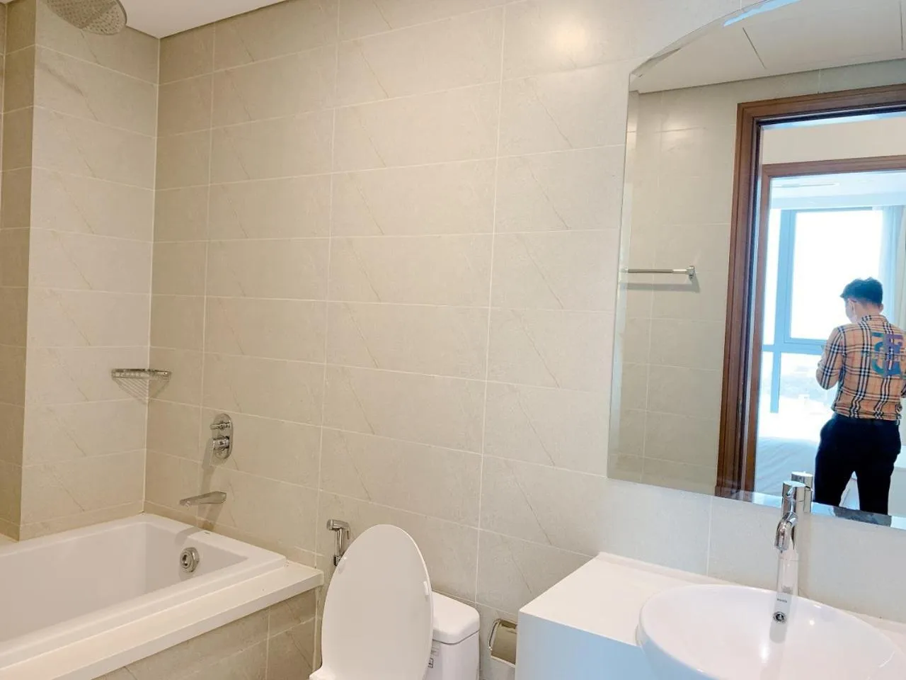 Bathroom in Elvita Landmark Luxury Residence