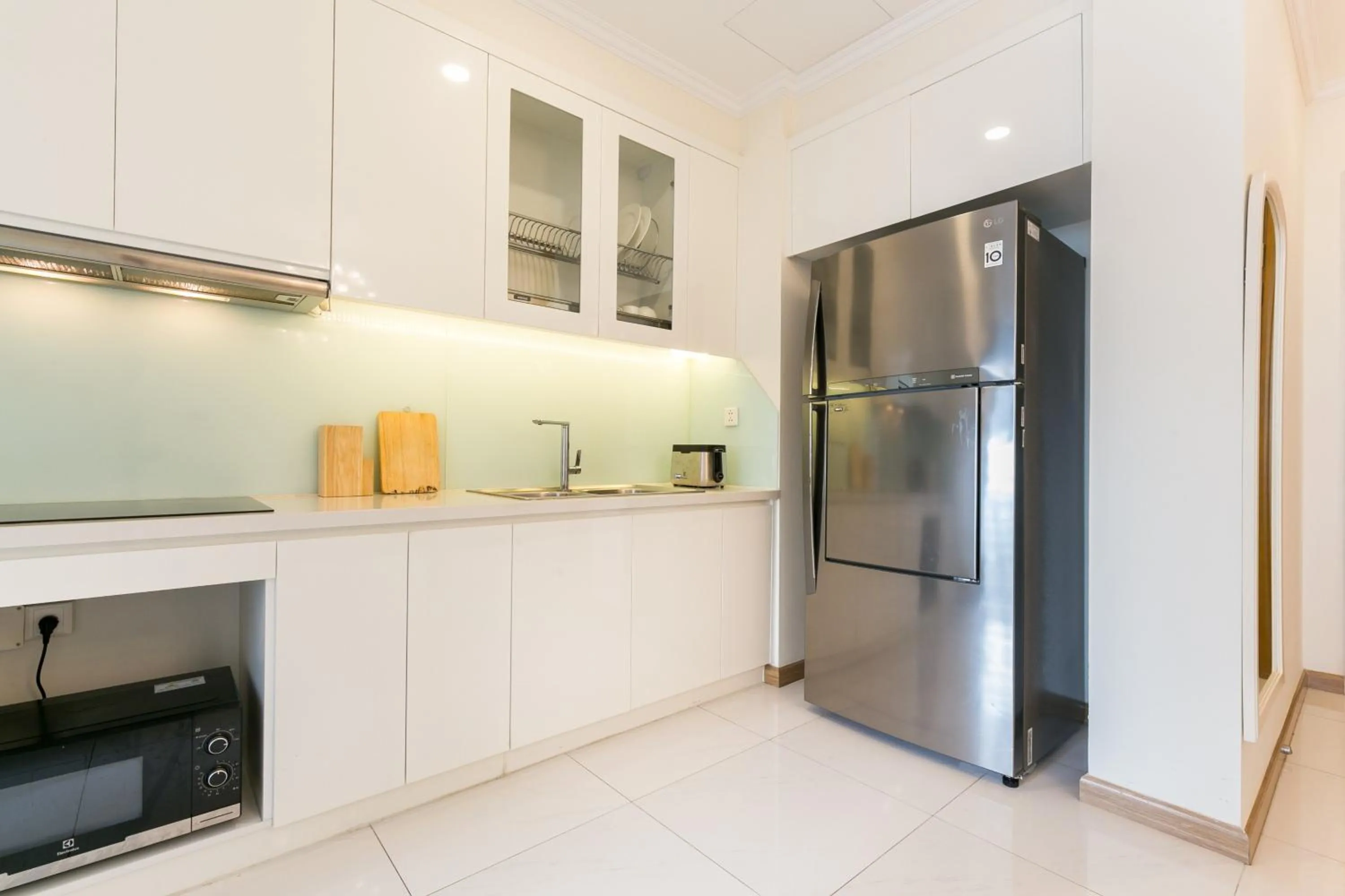 Kitchen or kitchenette in Elvita Landmark Luxury Residence