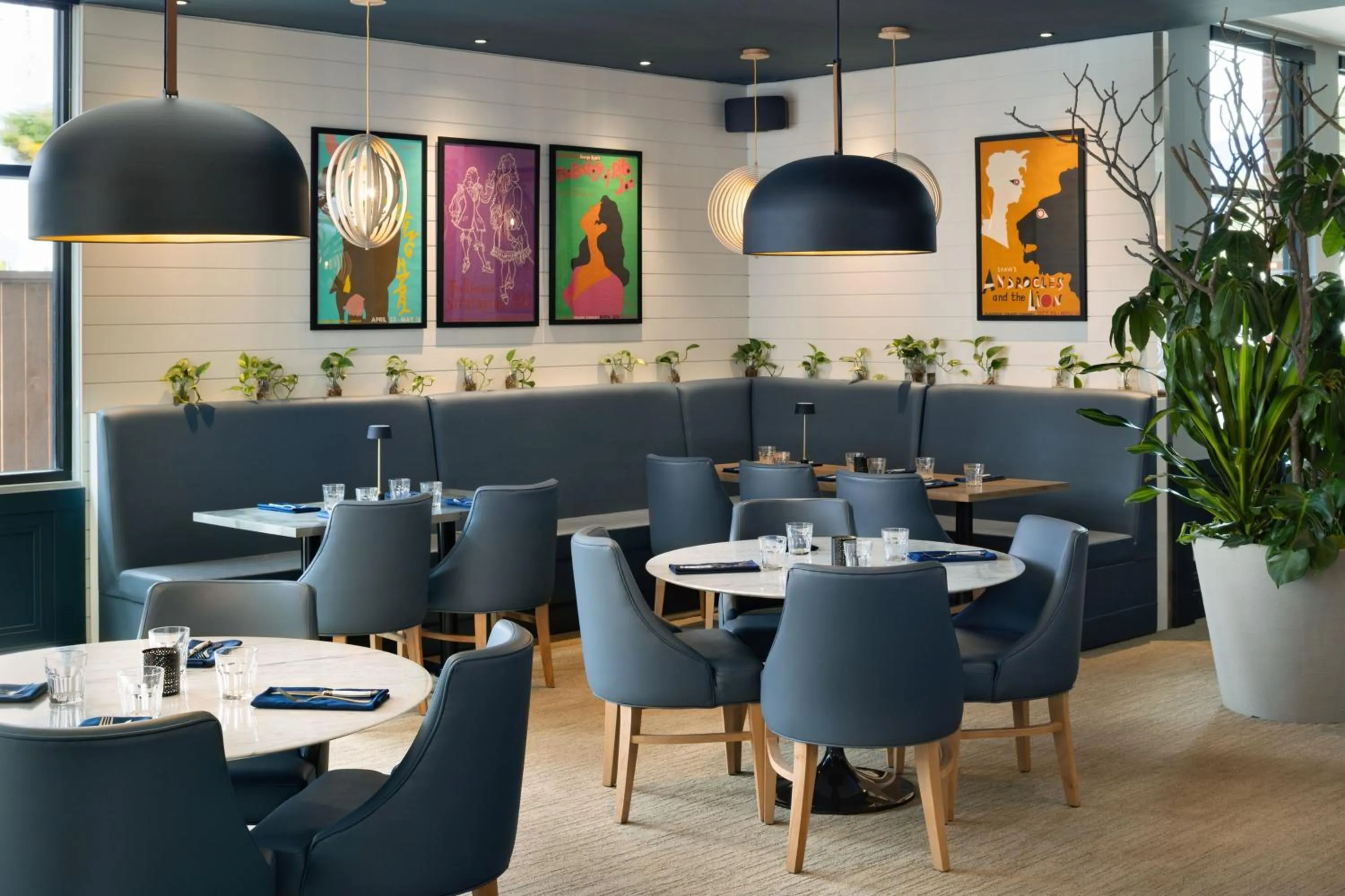 Restaurant/places to eat in Four Points by Sheraton Penticton at the Convention Centre