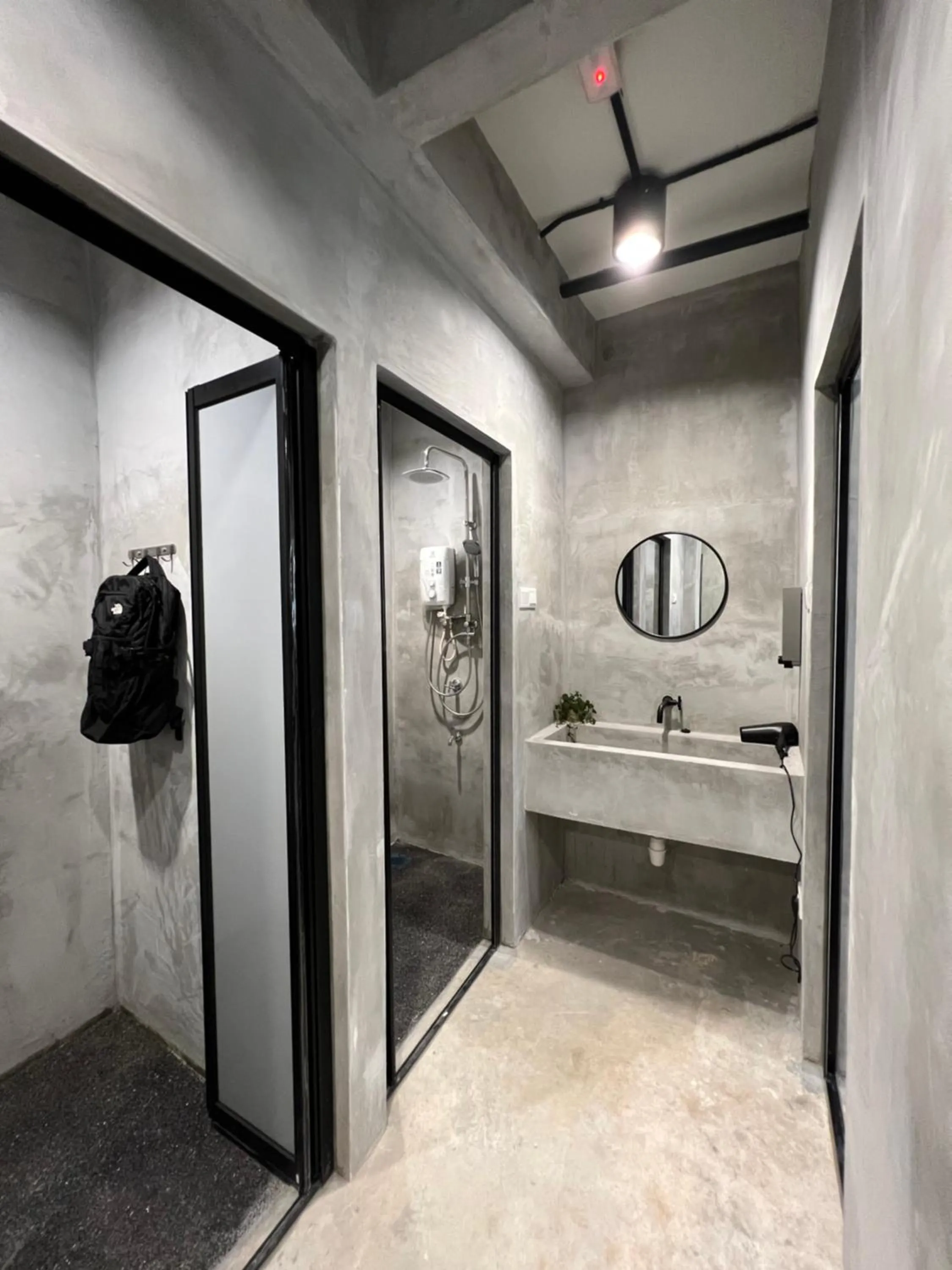 Shower, Bed in The Freedom Club Hostel KL