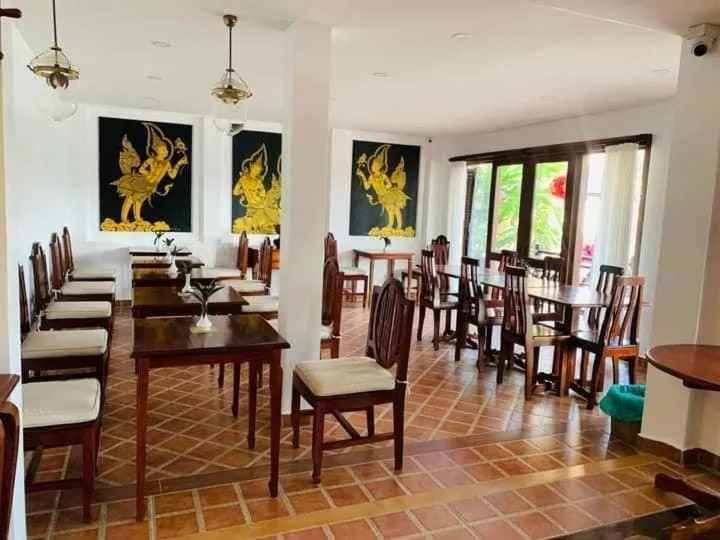 Restaurant/places to eat in Villa Deux Rivieres双河别墅酒店