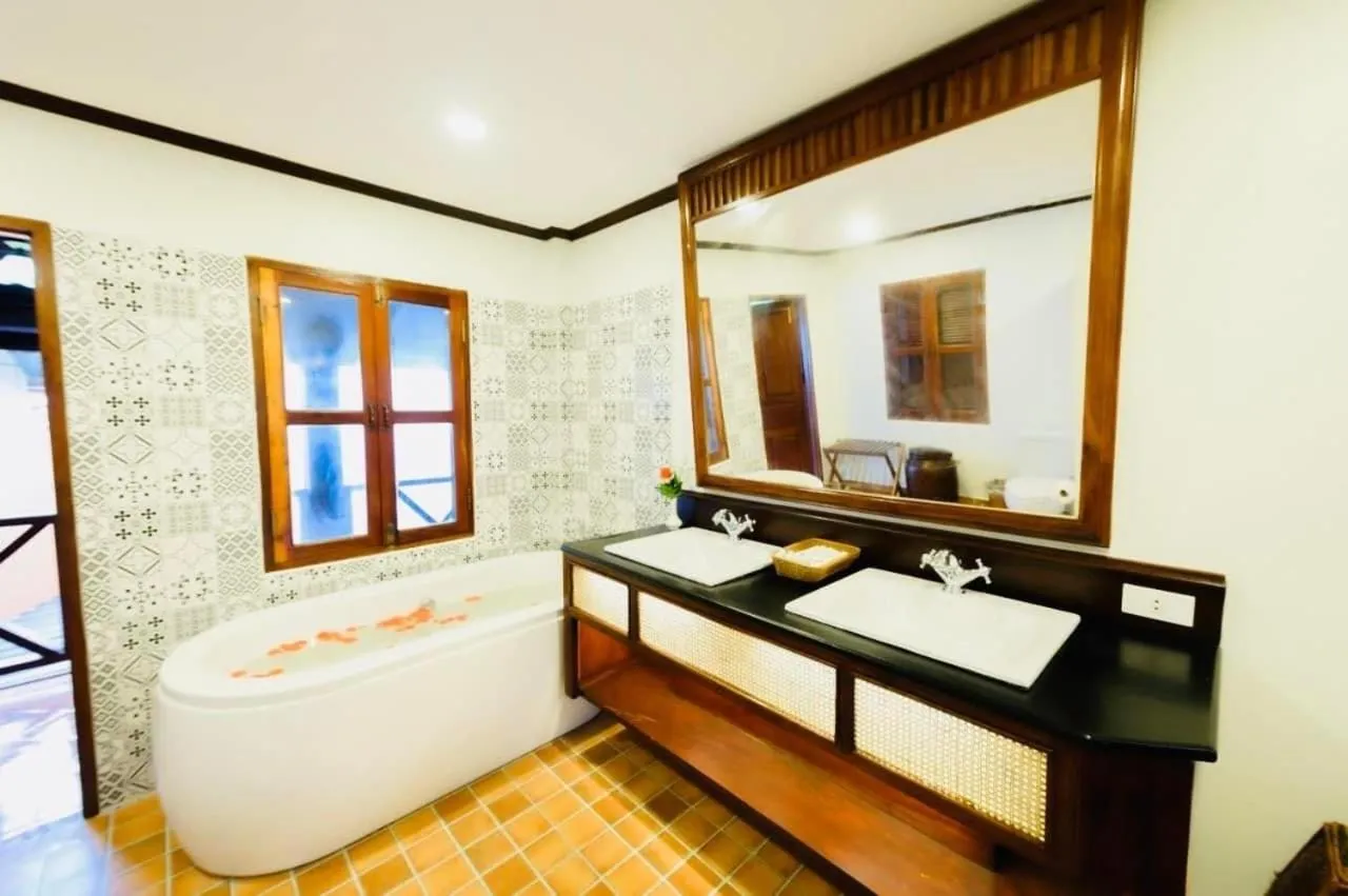 Toilet in Villa Deux Rivieres双河别墅酒店