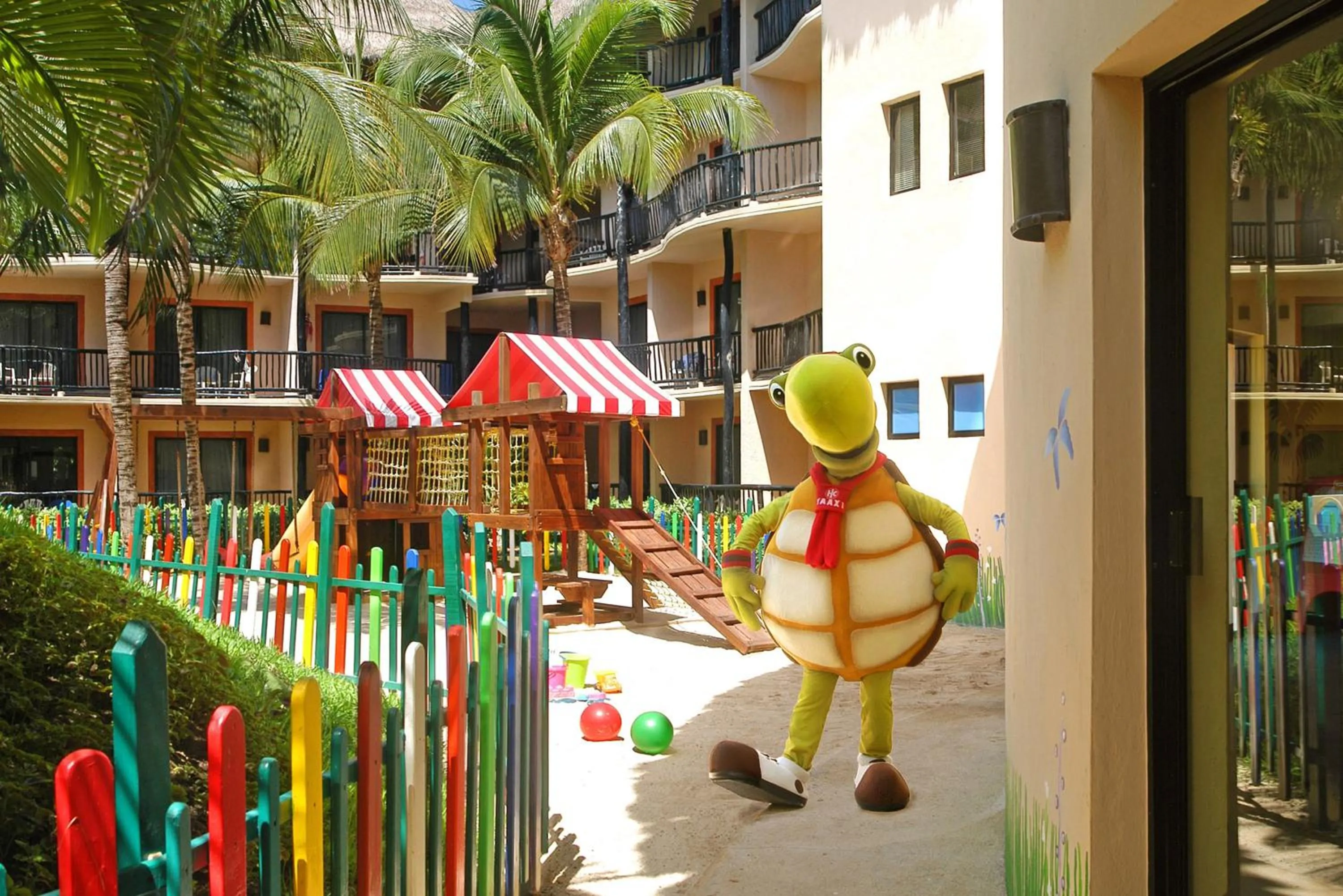Kids's club in Catalonia Yucatan Beach - All Inclusive