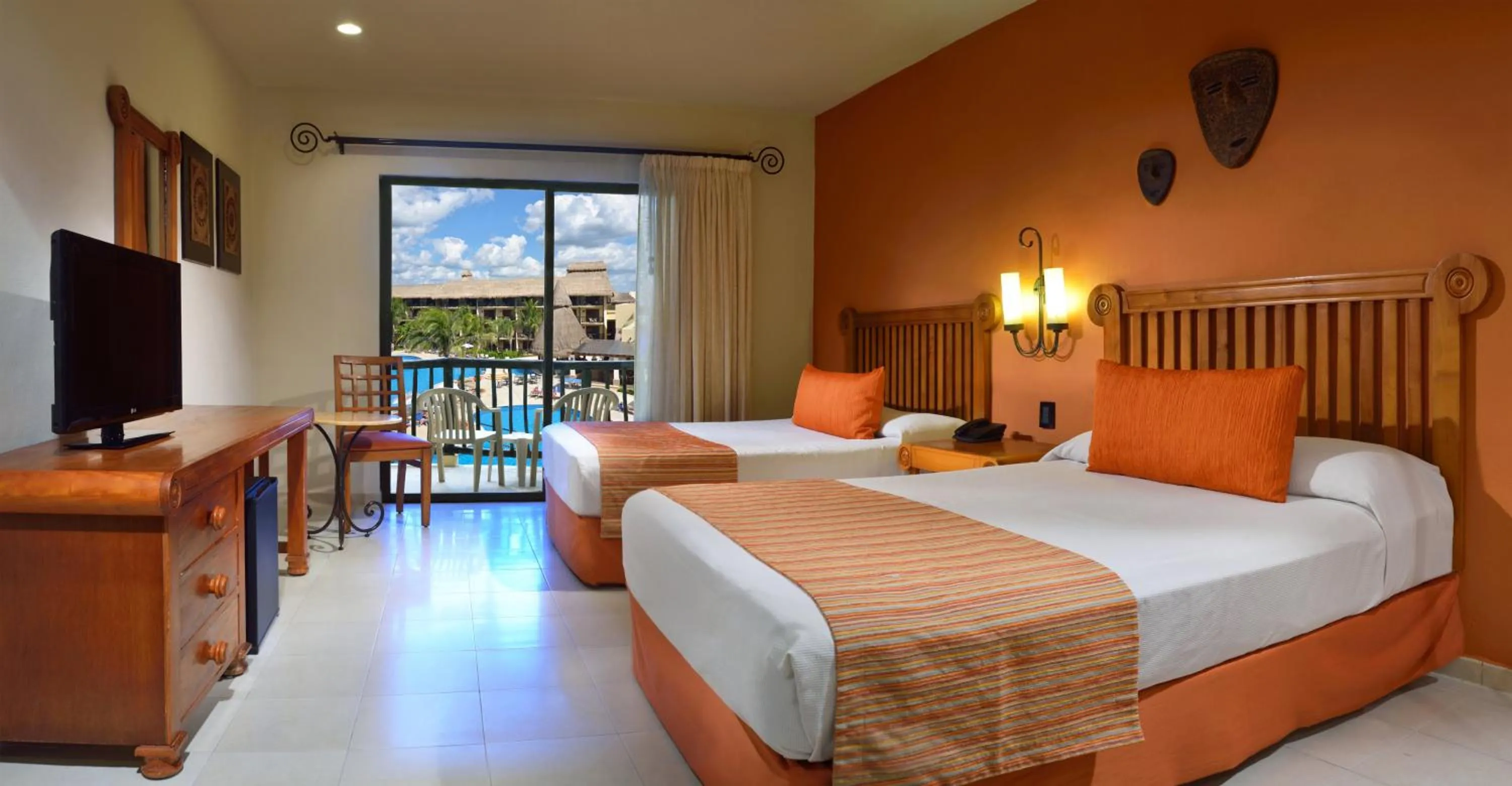 Bedroom, Bed in Catalonia Yucatan Beach - All Inclusive