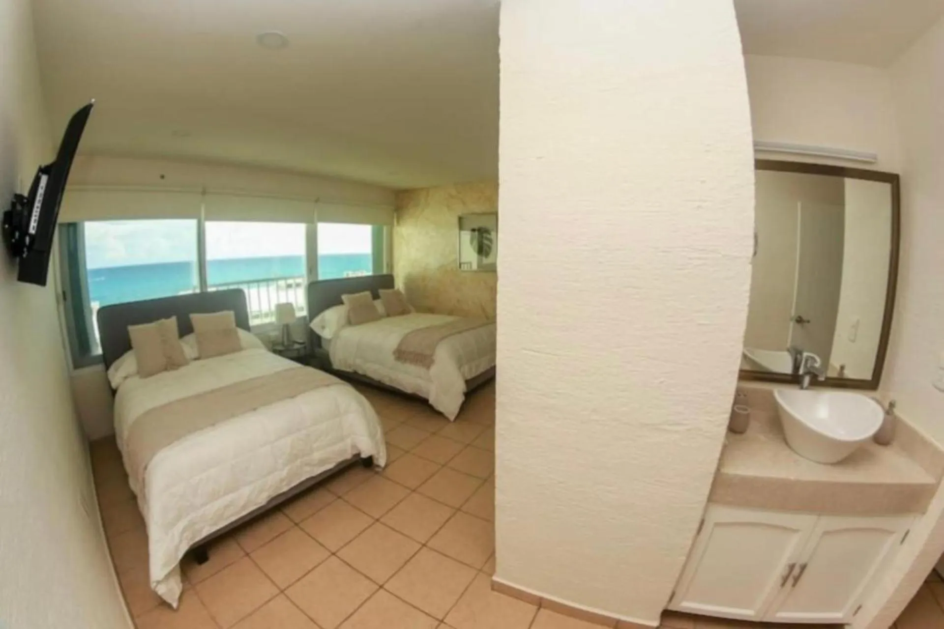 Photo of the whole room, Bed in Apartamento en Zona Hotelera frente a la Playa Quintana Roo, México