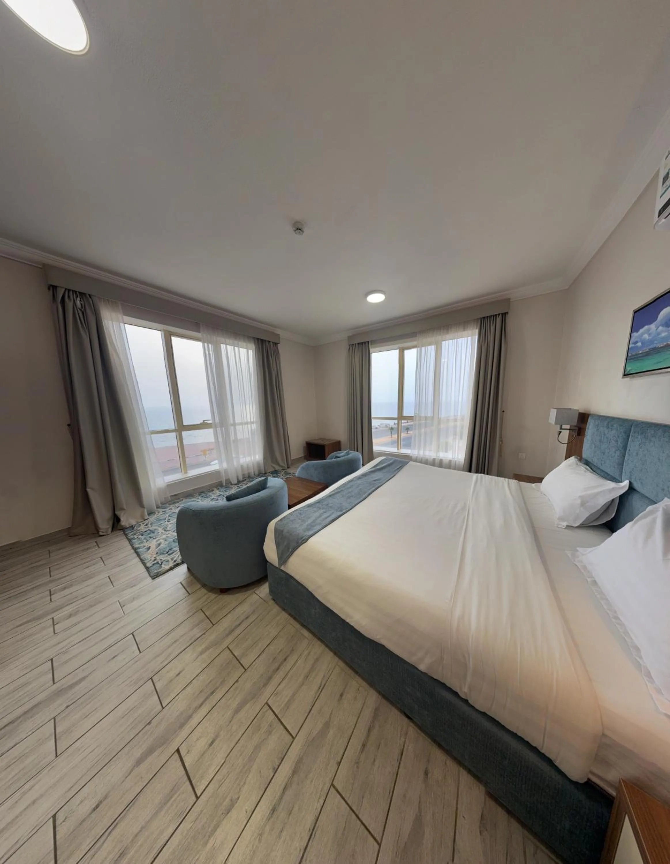 Bed in SEAVIEW HOTEL