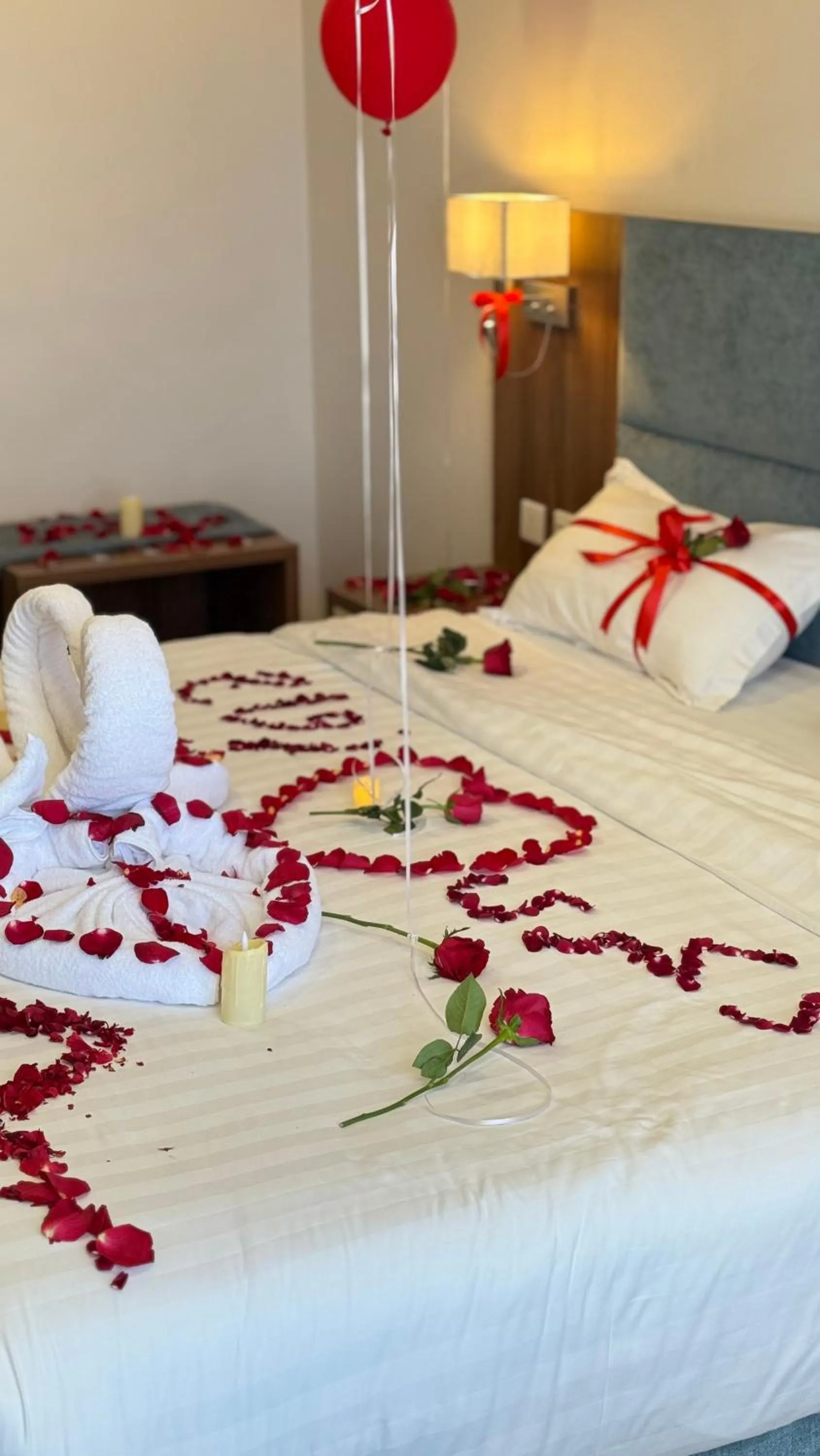 Bed in SEAVIEW HOTEL