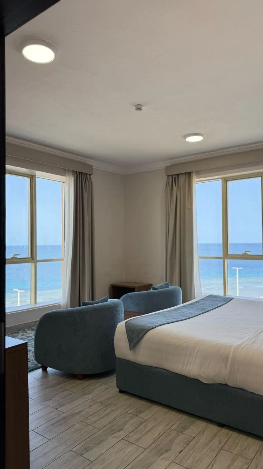 Bed in SEAVIEW HOTEL